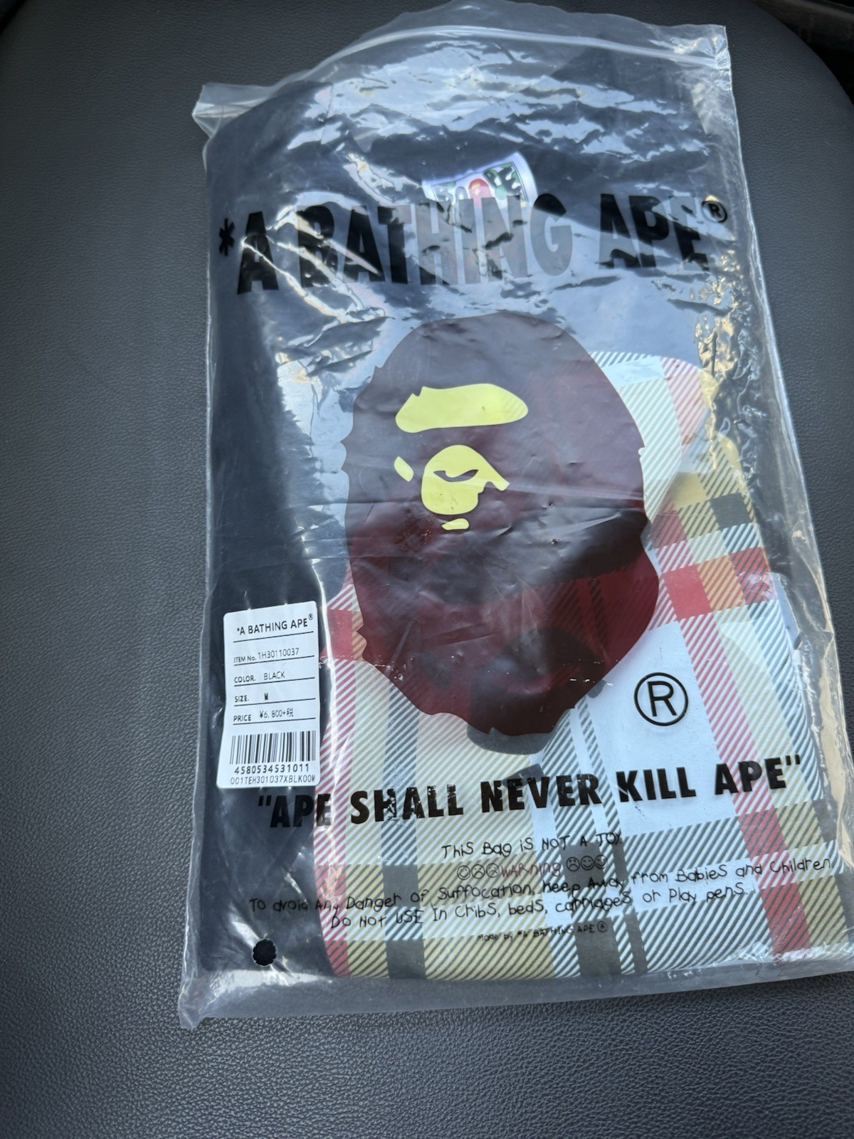 A Bathing Ape BAPE Men’s Black Ape Head Logo Graphic Tee M Cotton Crew Neck