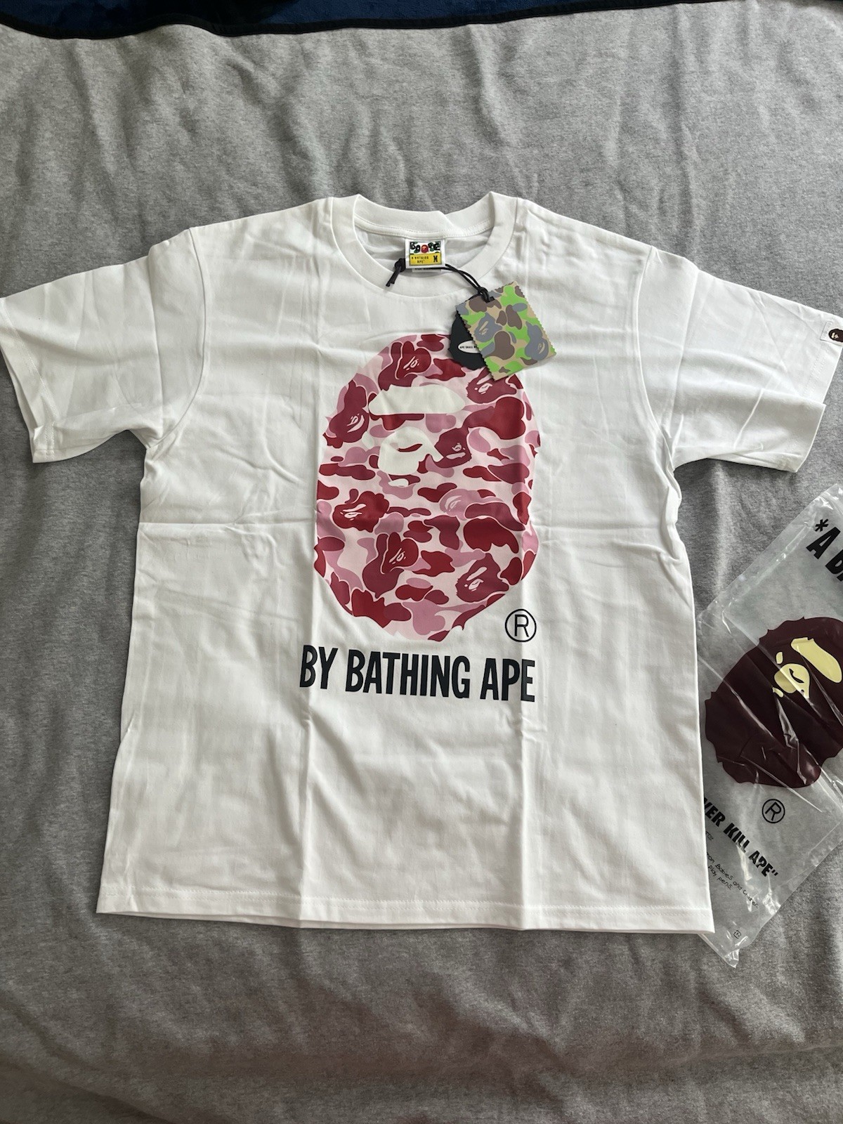 A Bathing Ape BAPE Ape Head Graphic Logo T-Shirt Men’s M Crew Neck Cotton