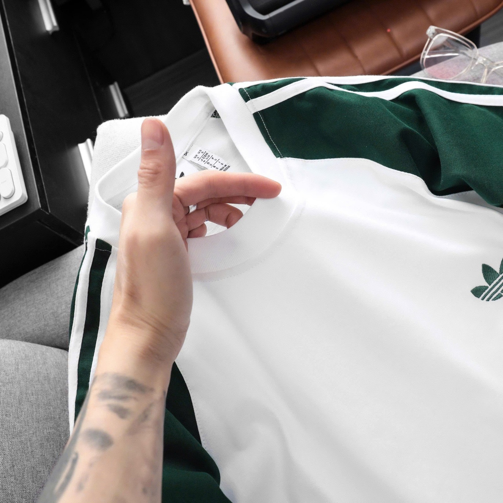 ADIDAS ORIGINALS 3-STRIPES CALIFORNIA Retro Trefoil TEE SHIRT ~ GREEN WHITE