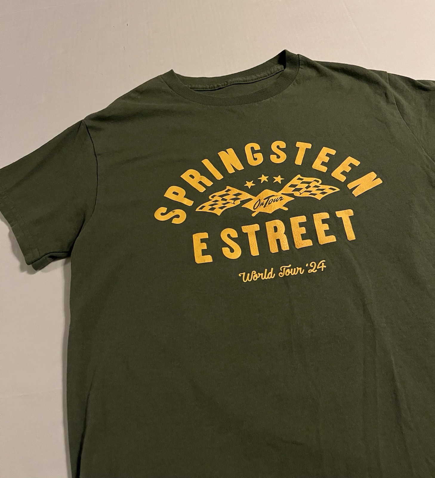 Bruce Springsteen E Street Band 2024 World OFFICIAL Concert Tour T-Shirt SMALL