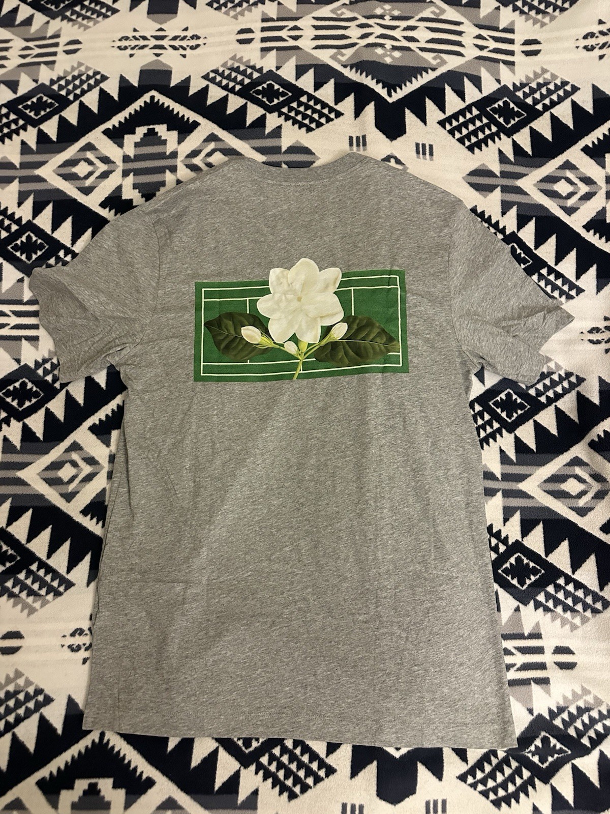 Alexandra Eala X Nike by You Sampaguita Bloom SUPER RARE NEW LOGO MENS LARGE