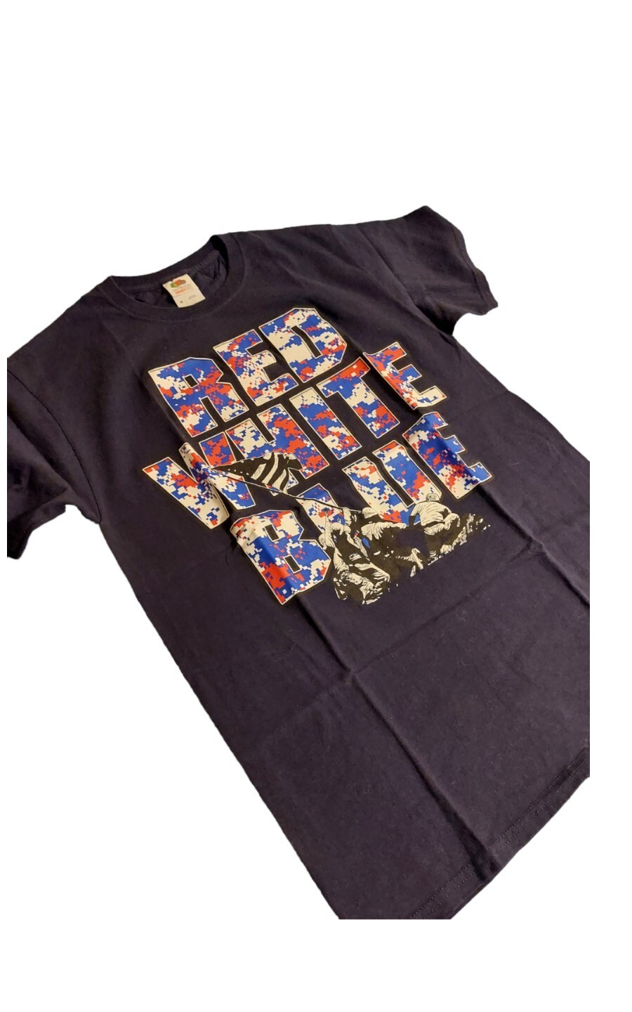 Red White Blue Military Flag Raising Iwo Jima T-Shirt Fruit of the Loom Size M