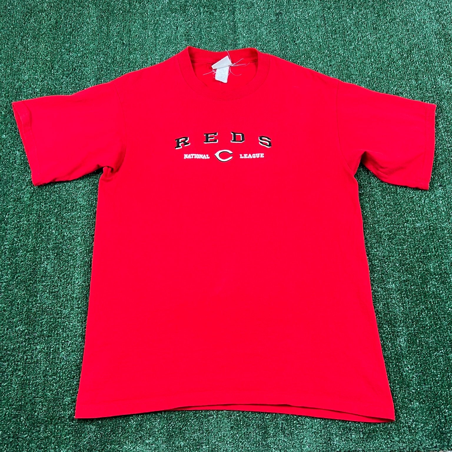 Vintage Lee Sport Cincinnati Reds MLB Embroidered T-Shirt Medium Red Sports Y2K