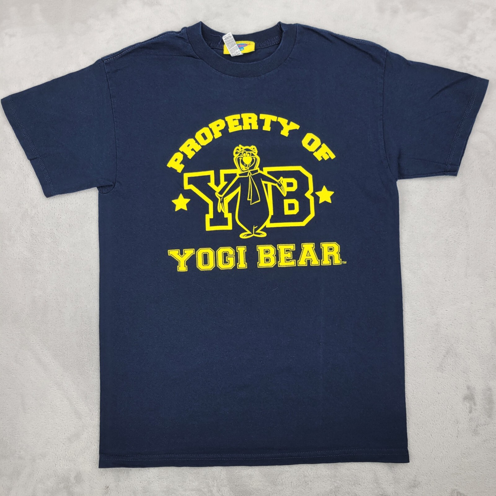 Yogi Bear Shirt Mens Medium Vintage Hannah Barbera Cartoon Yellow Stone Park