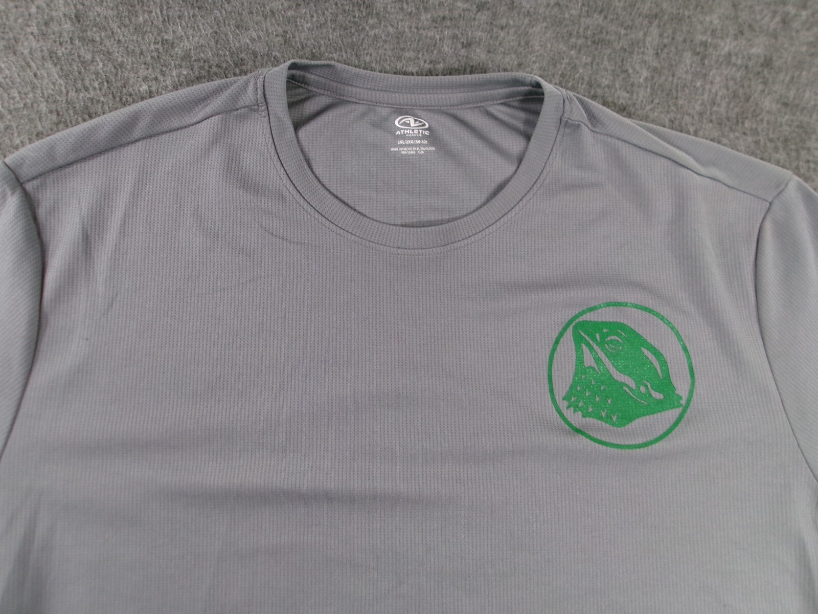 Animal Shirt Men XXL Gray My Second Family Has Scales Lightweight Breathable