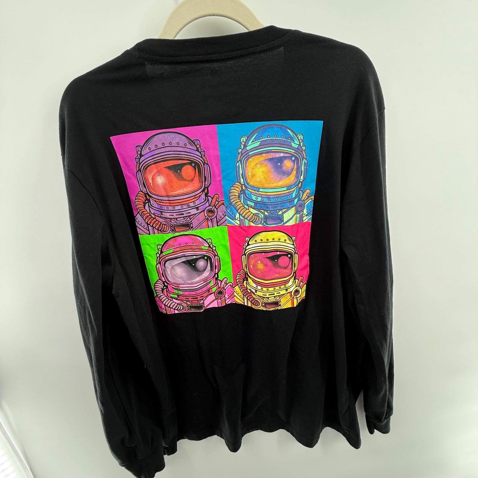 NASA Hyper Space Black Long Sleeve Graphic Tee Pop Art Astronaut Back XL