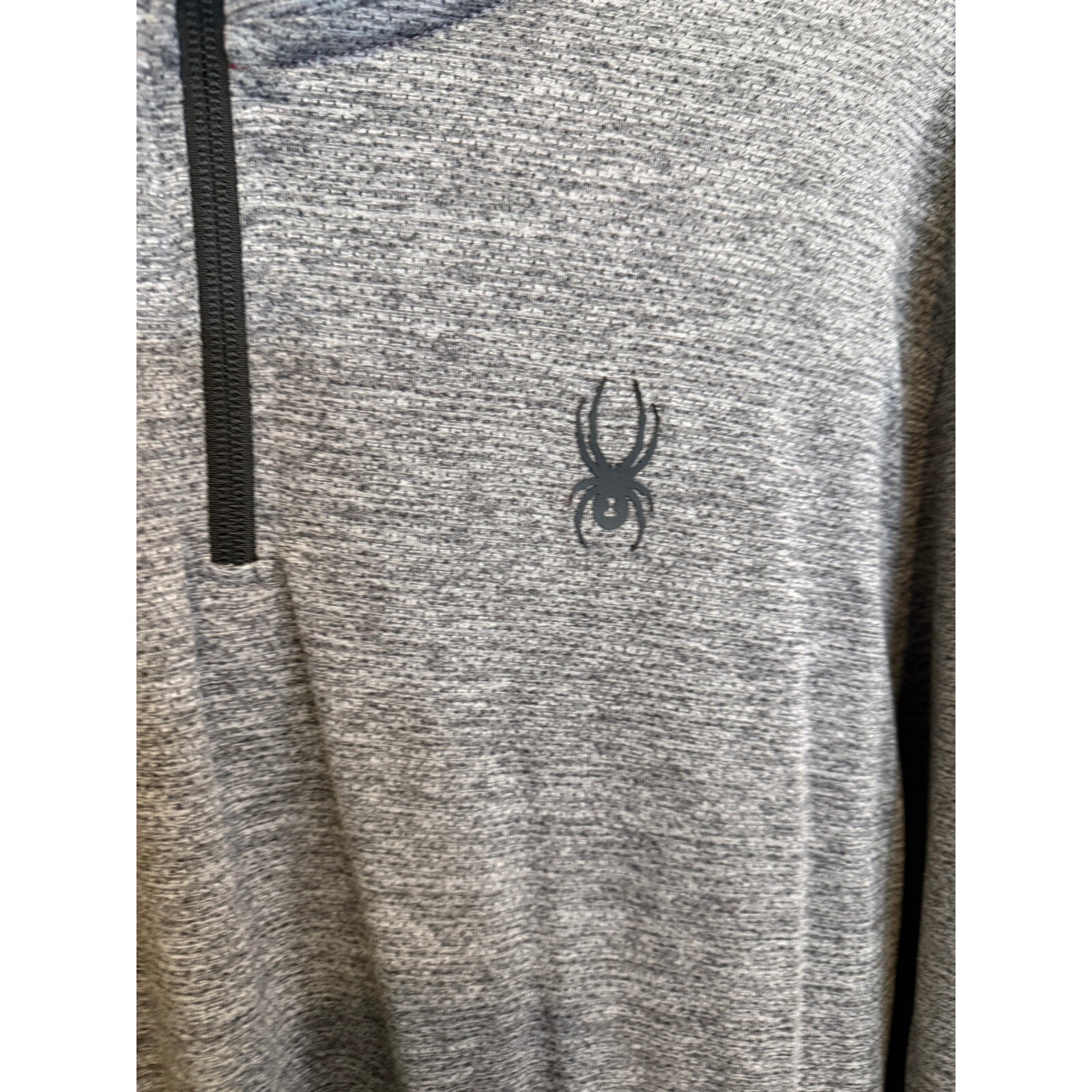 Spyder Active Wear long sleeve shirt size Large L EUC gray Pullover 1/4 zip