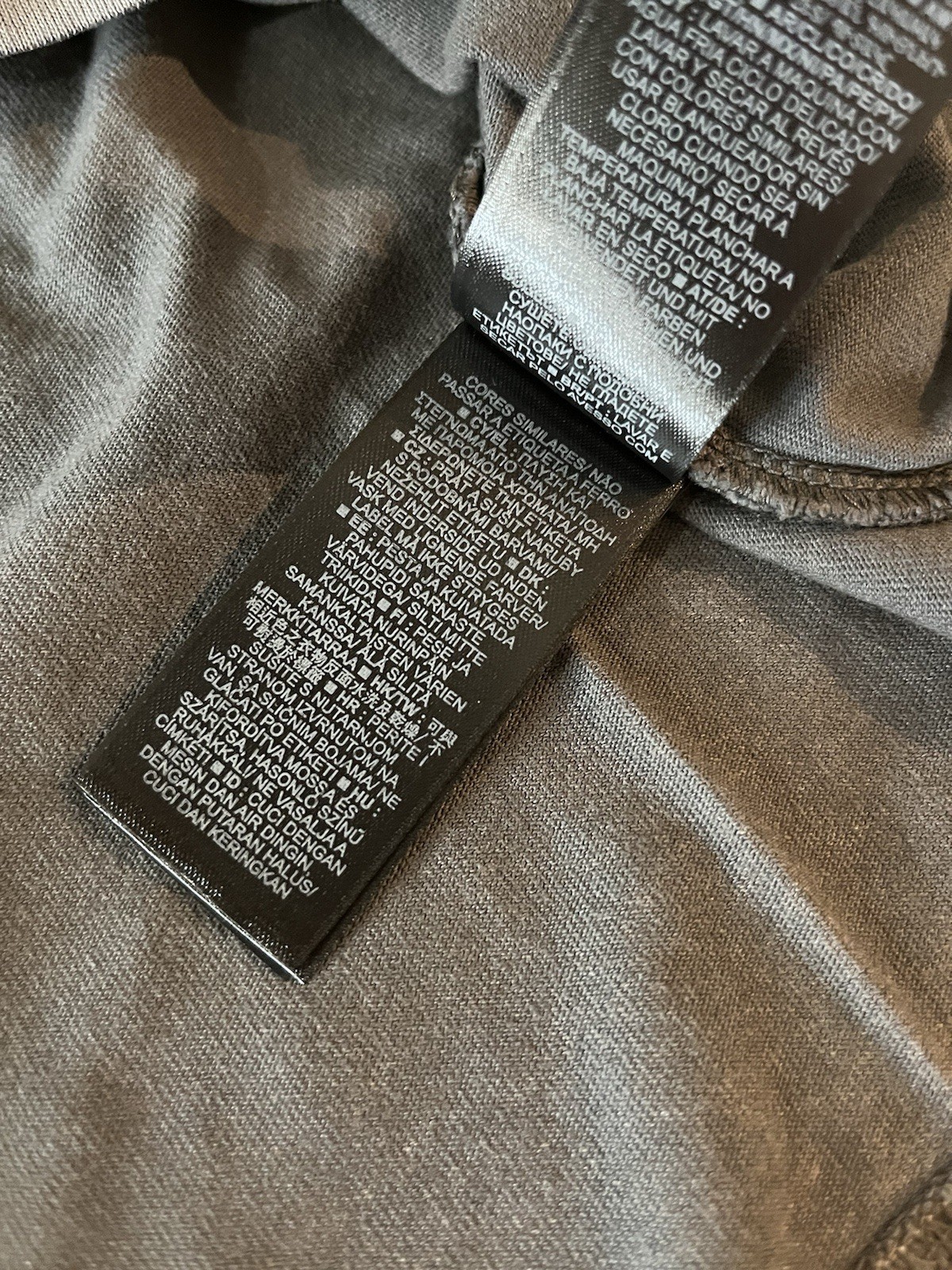 Yeezy YZY x GAP Unreleased Poetic Grey Long Sleeve T Shirt – Size L BRAND NEW