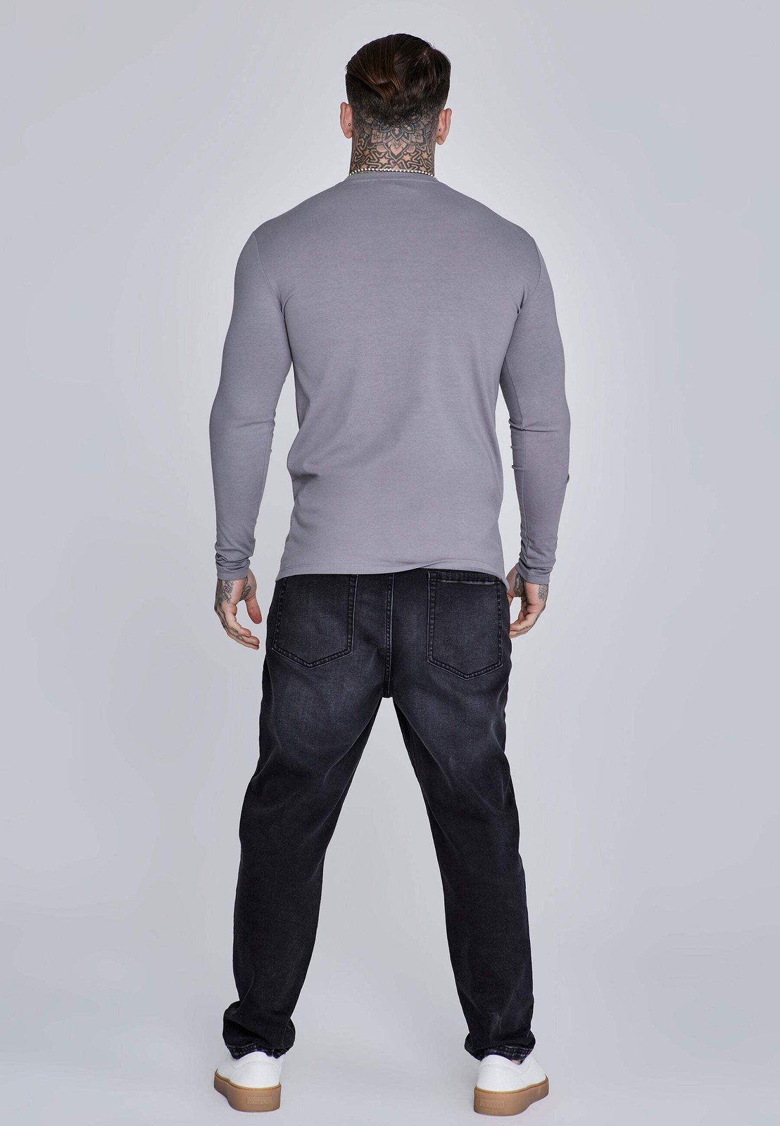 SikSilk Men’s Long Sleeved Crew Neck Essentials T-Shirt Tee Grey