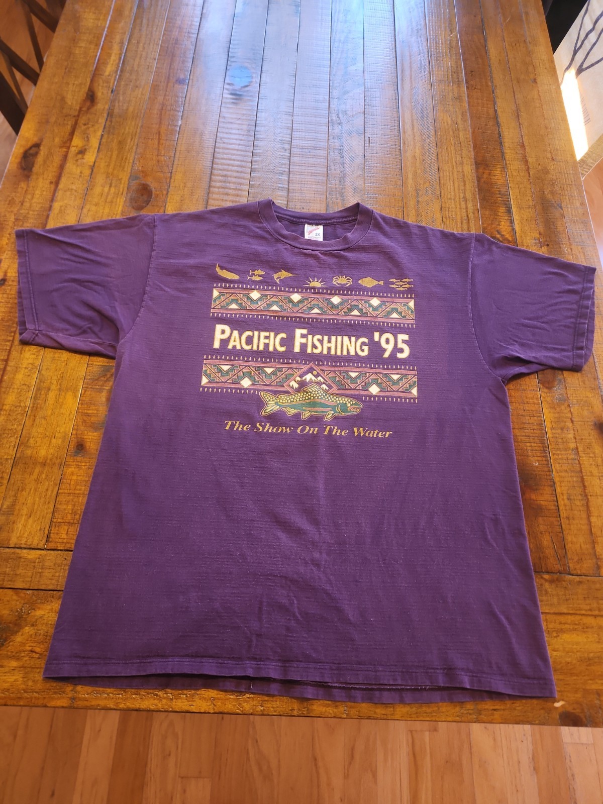Vintage 90’s Jerzees Pacific Fishing SouthWestern Style Mens XXL Tshirt Made USA