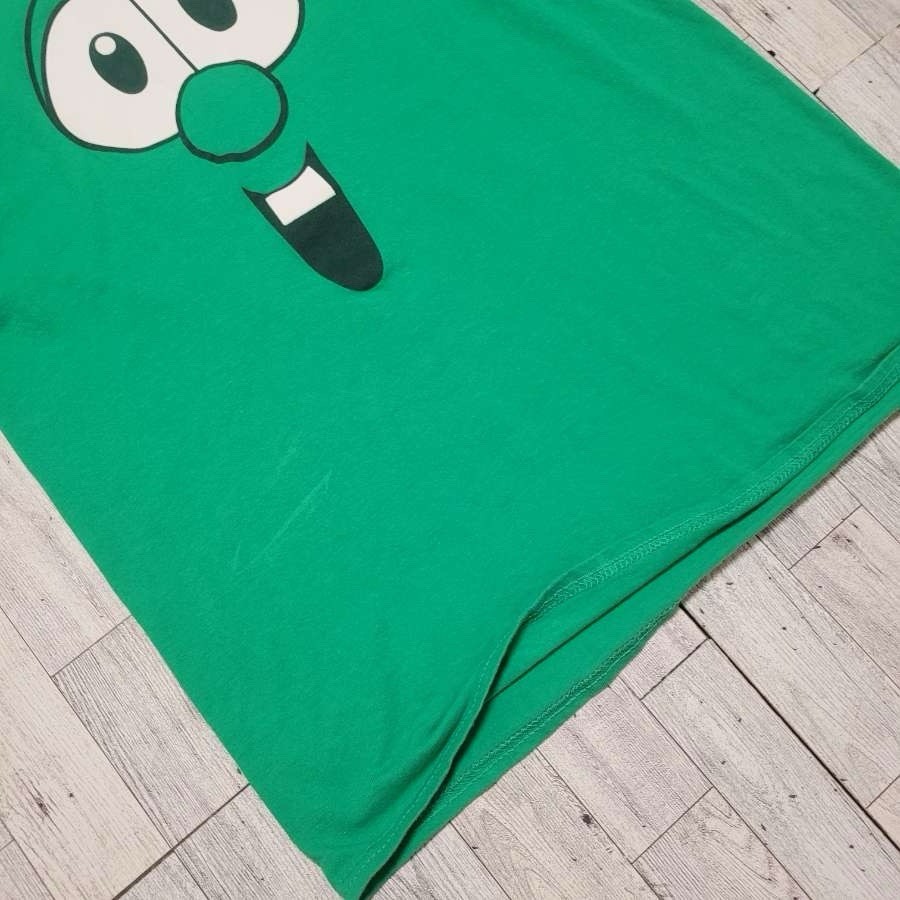 Vintage VeggieTales LarryBoy Larry Cucumber Green Purple Shirt Bundle Men’s M