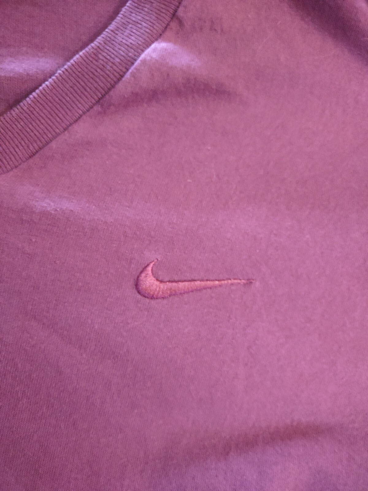 VTG Nike V Neck Tee Mens XL Burgundy Made In USA Embroidered Swoosh