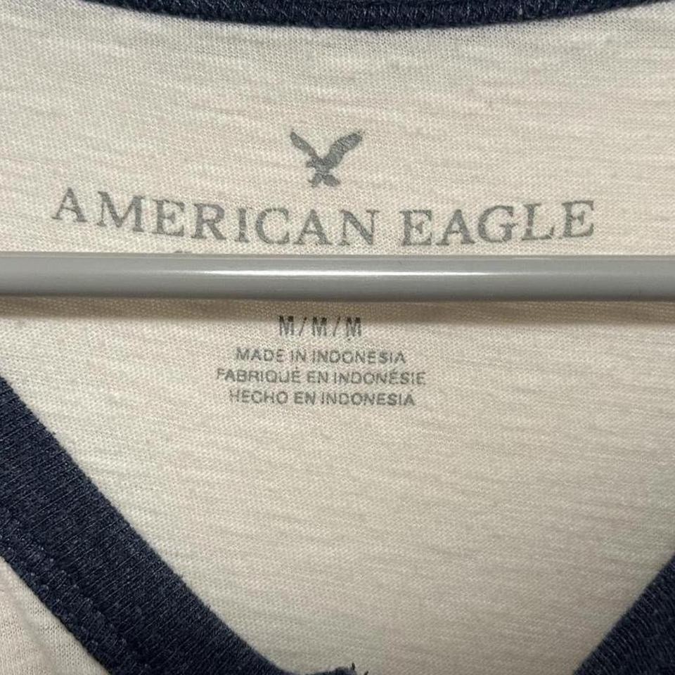 American Eagle Men’s Henley Baseball Shirt Size M Blue and White Classic Outdoor
