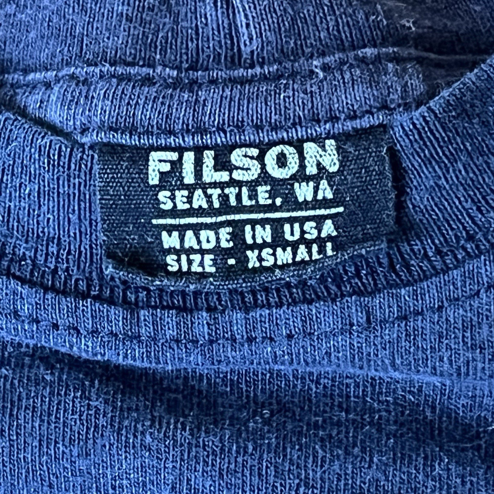 Filson Basic T-Shirt | Navy XS Crew Neck Tee Shirt Blue Made in USA Excellent