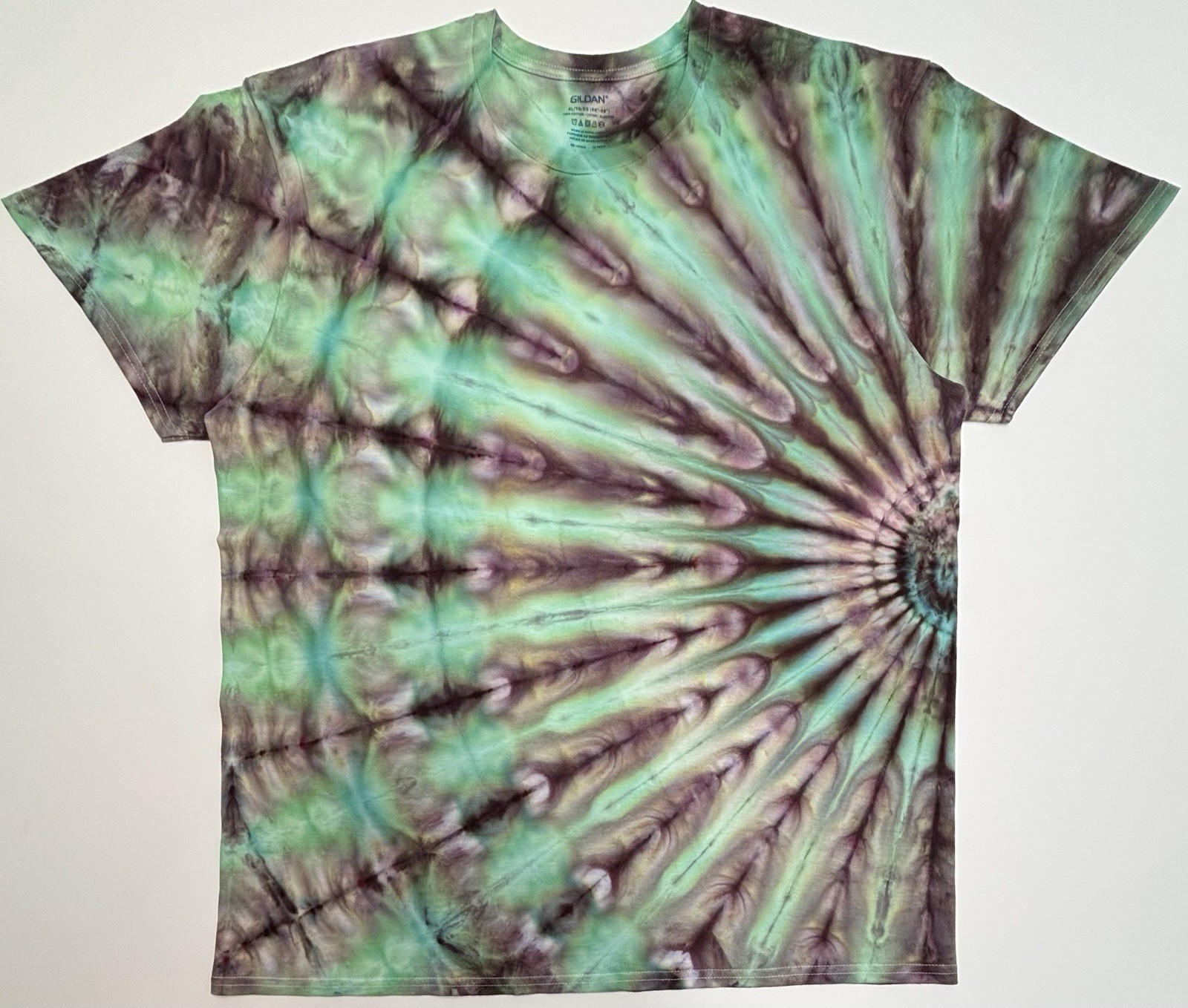 Handmade Ice Tie Dye Adult T-Shirt Unisex Size XL Green Fan Fold Gildan Tee NEW