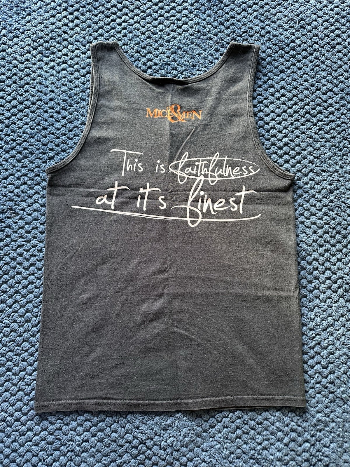 Gildan Ultra Cotton Of Mice & Men Band Graphic Gray Tank Top Scoop Neck S
