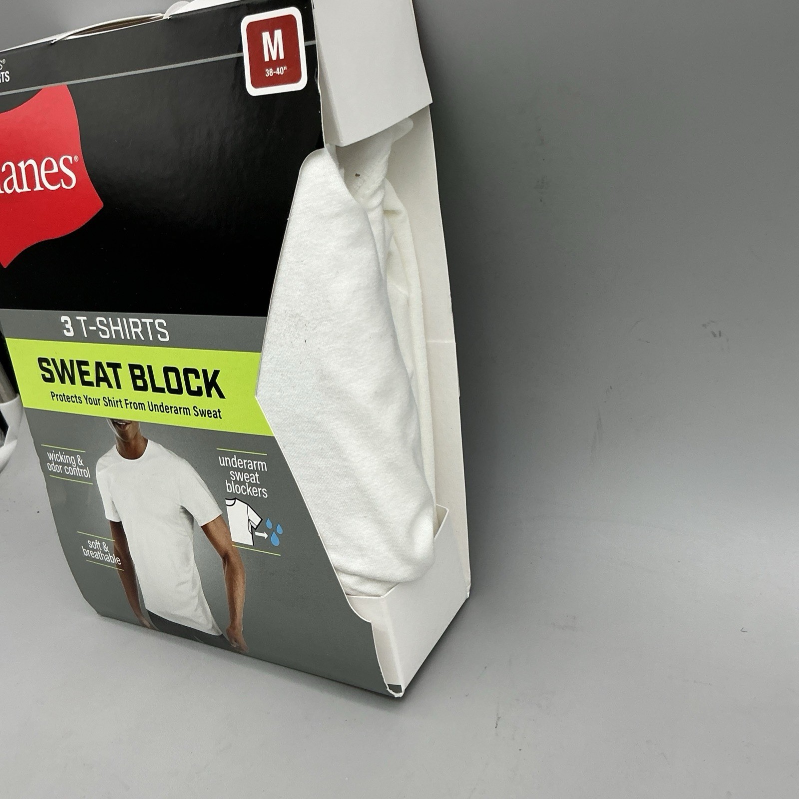 Hanes Mens Short Sleeve White T-Shirts 3 Pack Sweat Block Size Medium New