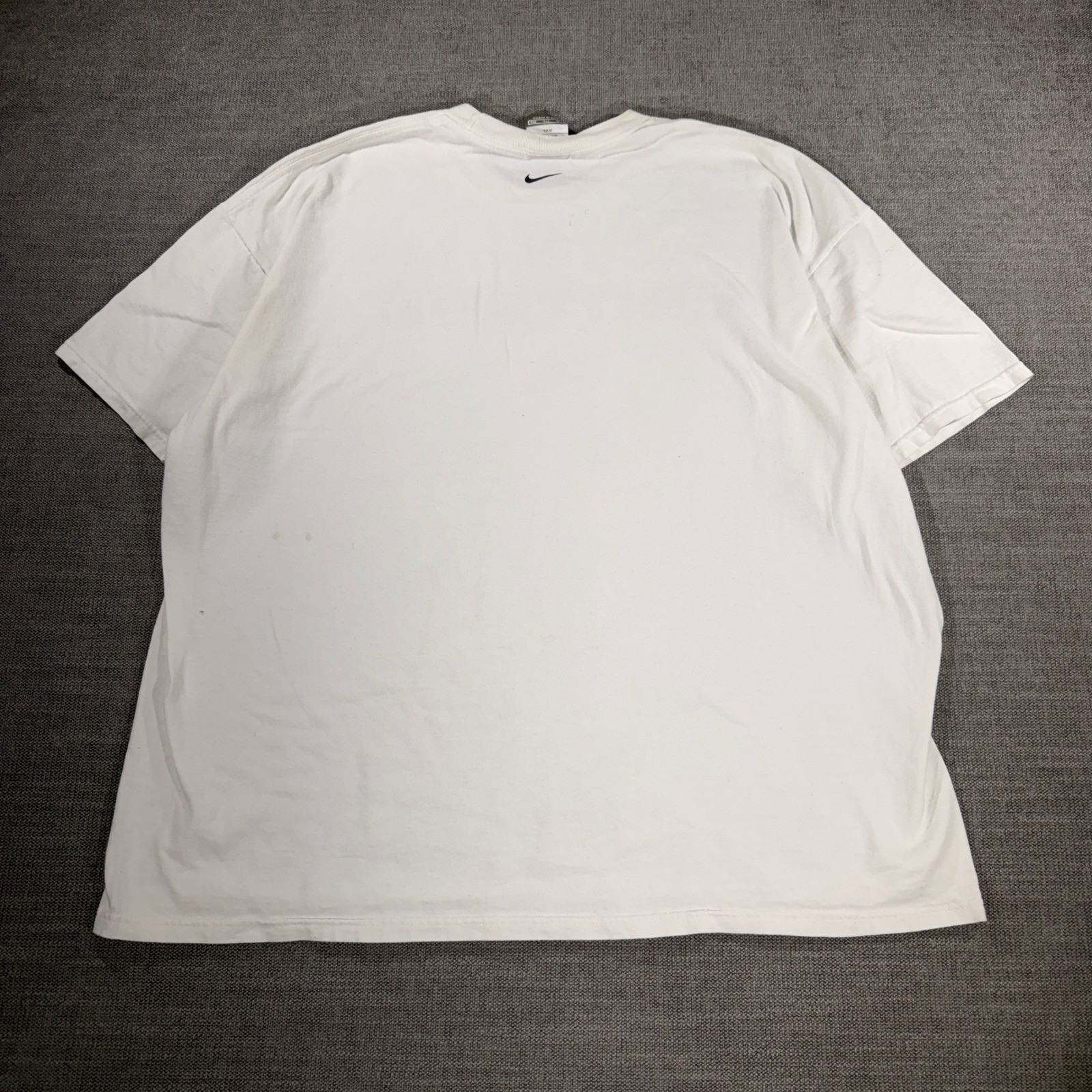 Nike T-Shirt Mens XXL White Good Central Line Camp Football Graphic Tee