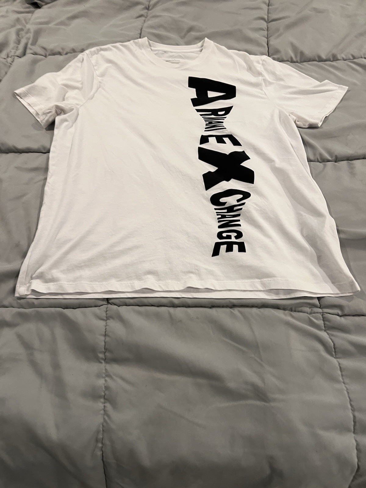 Armani Exchange Men’s White Tee with Vertical Black Logo XL