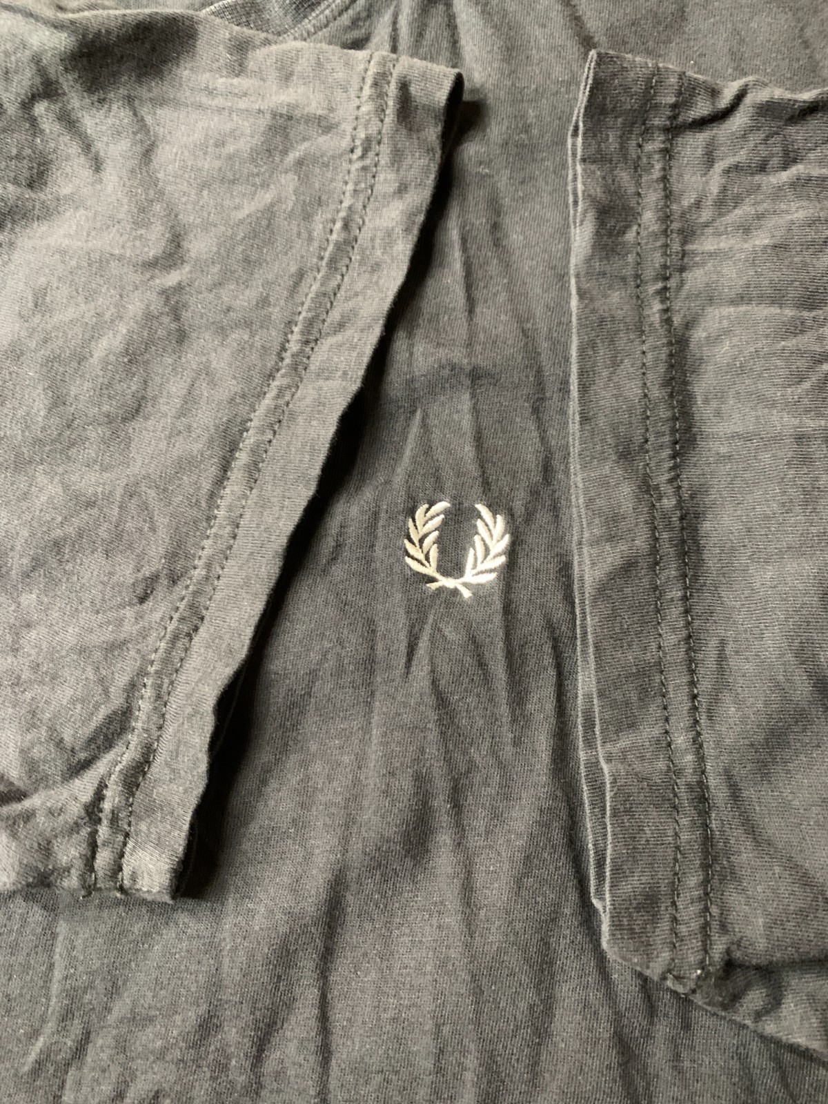 FRED PERRY ORIGINAL MEN CASUAL SHORT SLEEVE SHIRT T-SHIRT JERSEY SIZE L LARGE