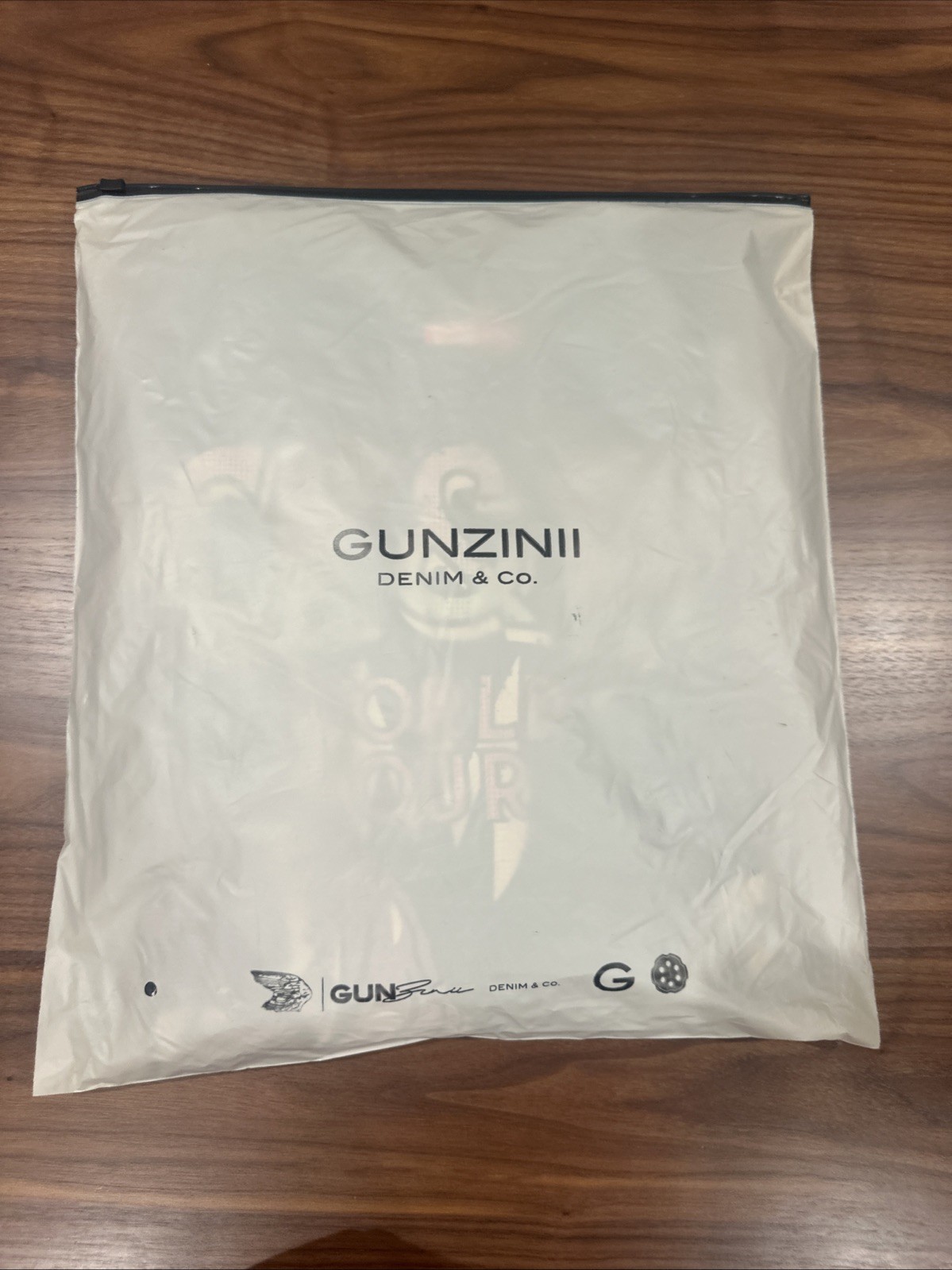 Men’s 2XL Gunzinii Thermal Longsleeve Hardware Shirt Rock N Roll World Tour NWT