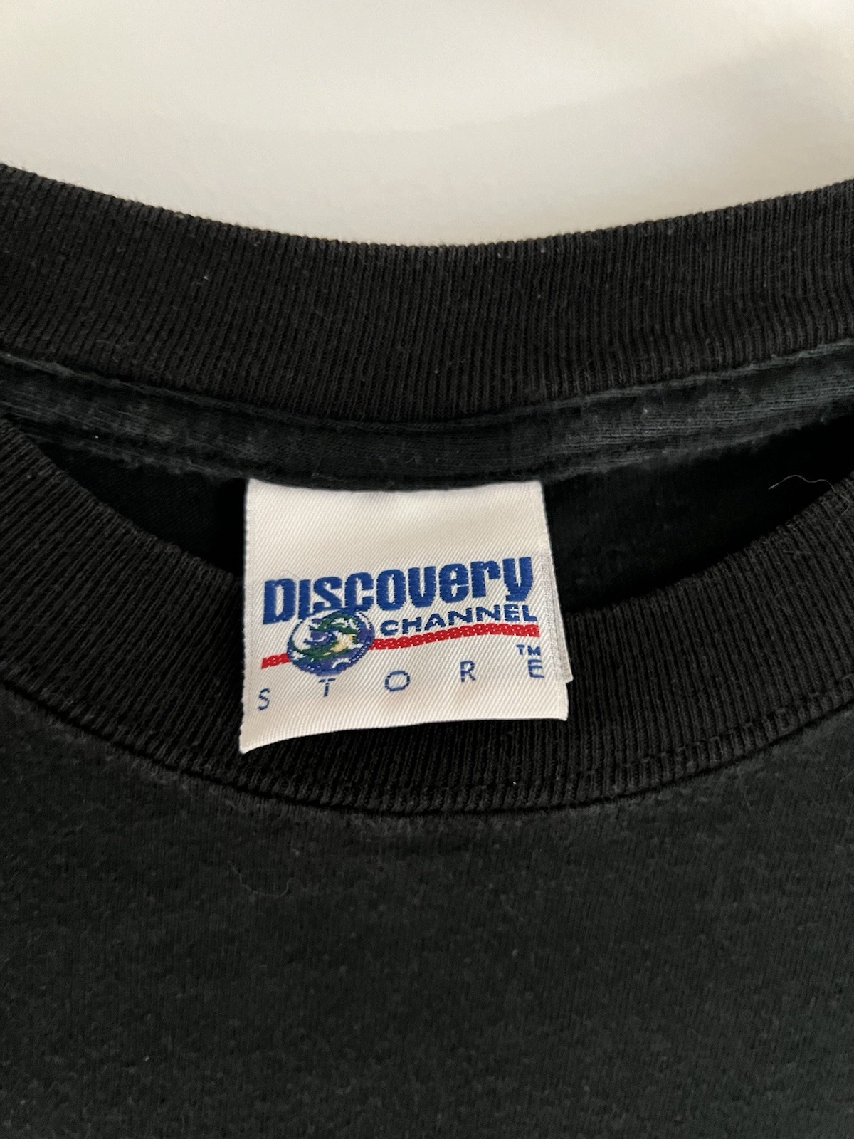 TLC Trading Spaces Size Medium Discovery Channel Store T Shirt – TV Show Promo