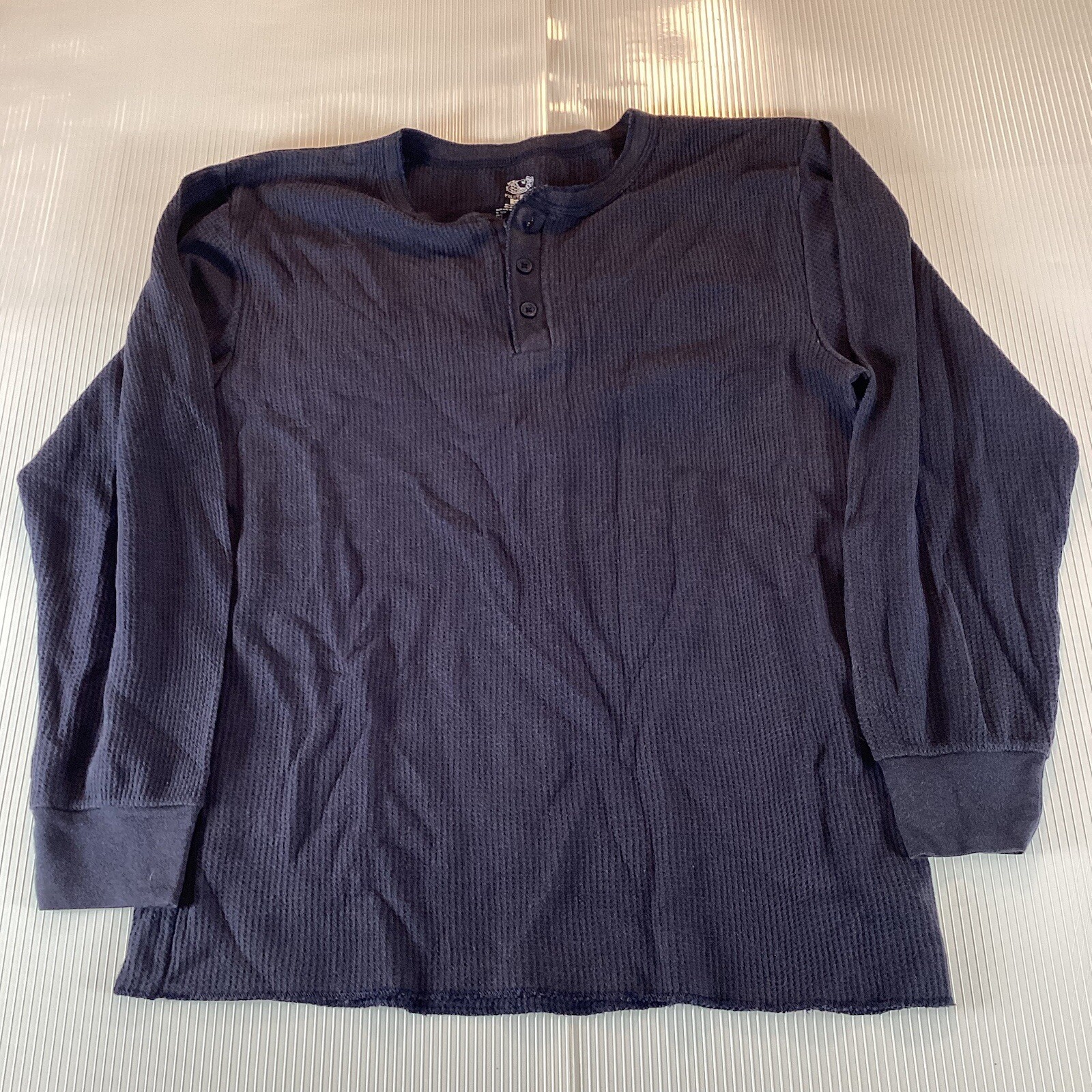 Fruit Of The Loom Mens T Shirt Size XL Long Sleeve Henley Solid Pullover Casual