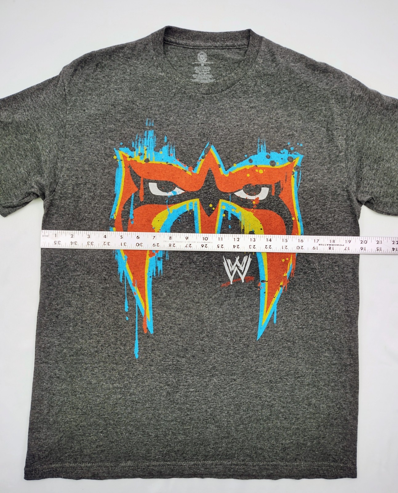 Ultimate Warrior Mask WWE Wrestling T-Shirt Men’s Size Medium Gray EUC!