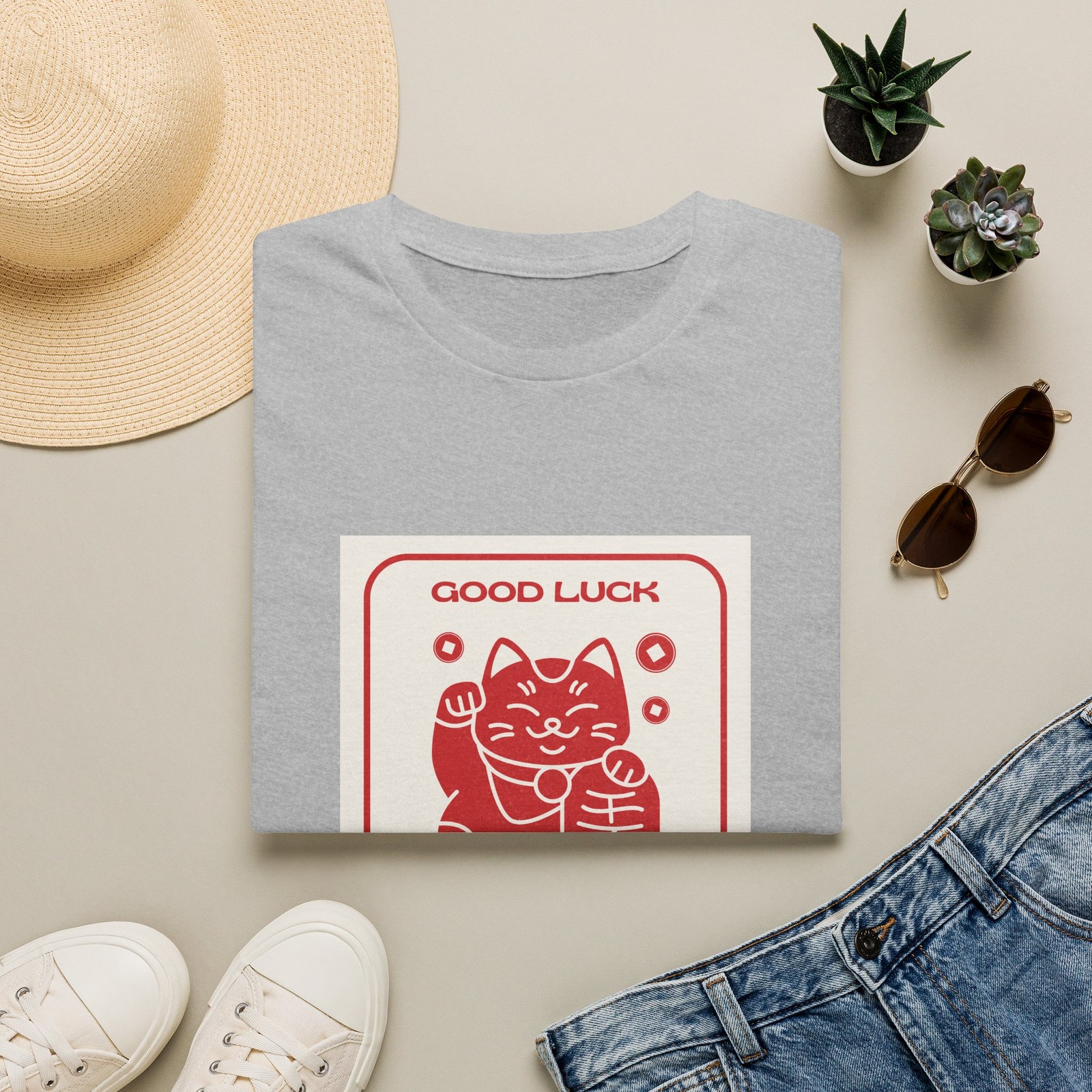 Maneki Neko Good Luck Cat T-Shirt | Japanese Lucky Cat Graphic