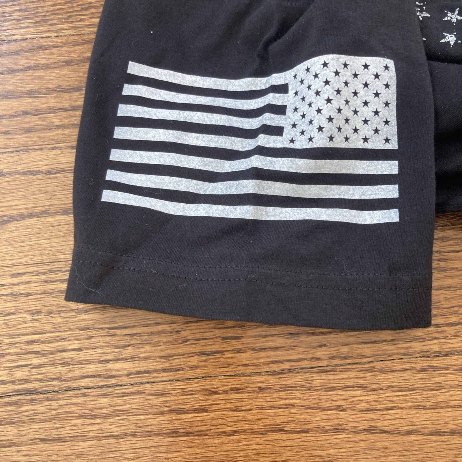 Grunt Style This We’ll Defend Flag T-Shirt – Black Size Medium