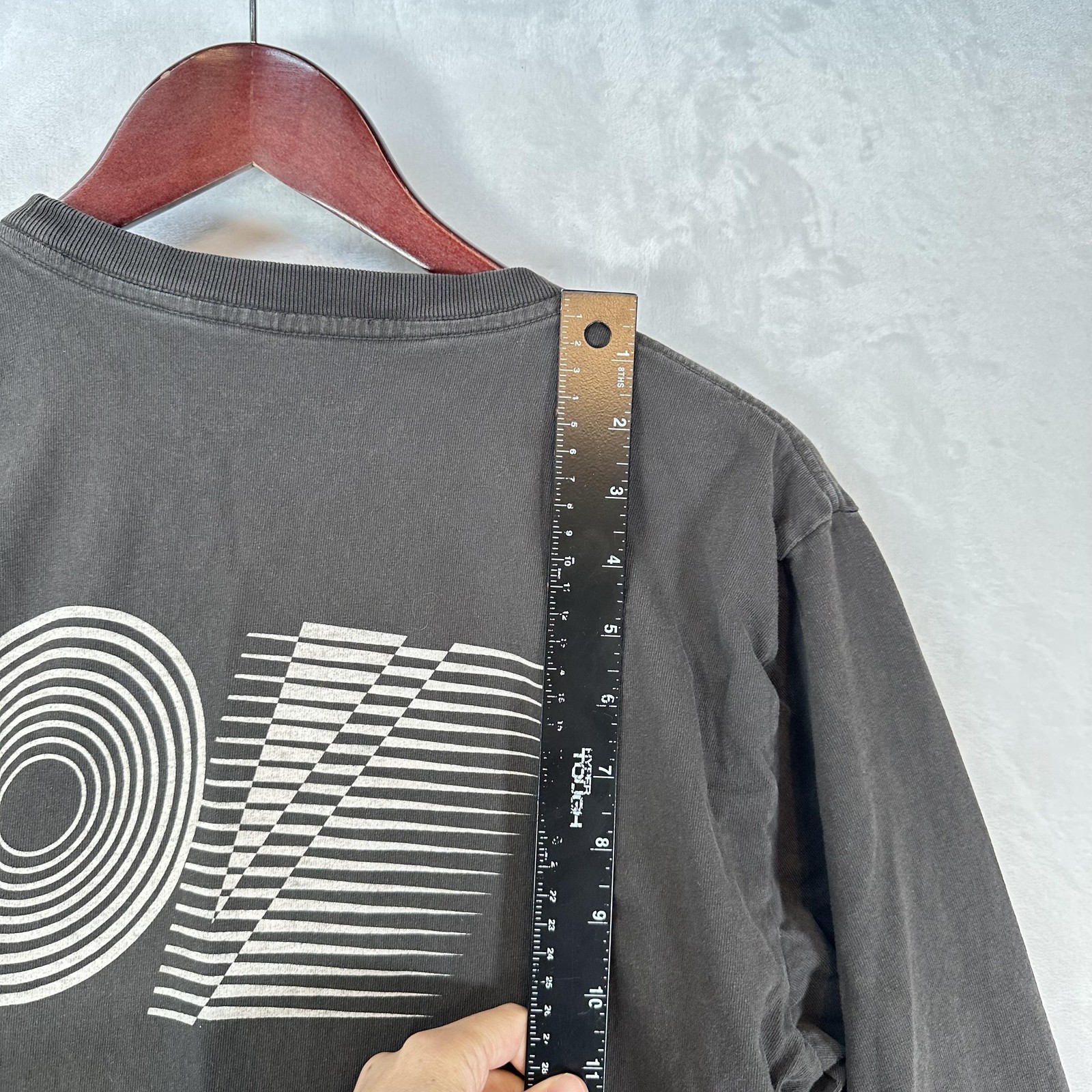 Outdoor Voices Shirt Mens Small Gray OV Logo Long Sleeve Made USA Cotton Graphic