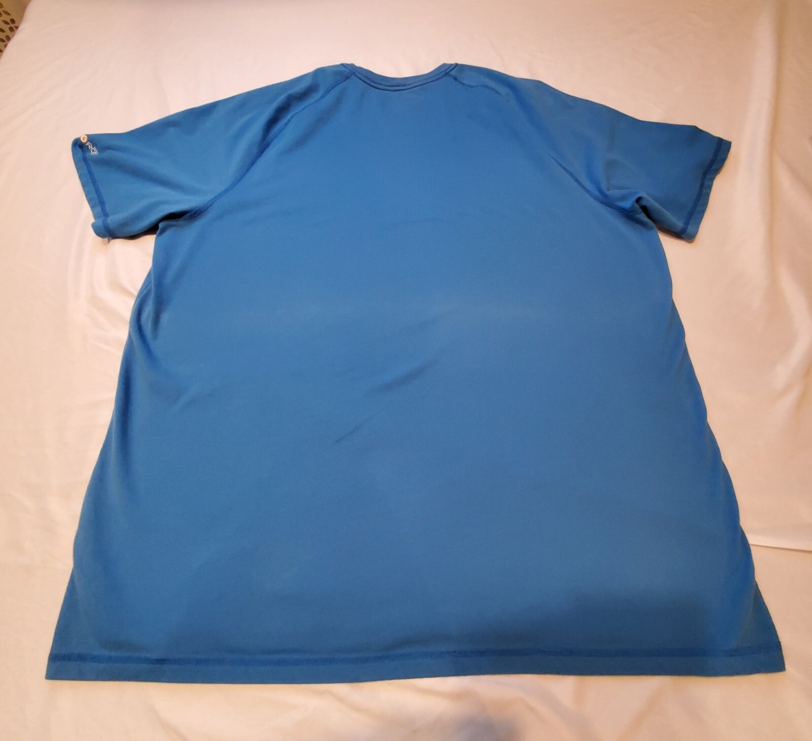 Carhartt T-Shirt Blue Short Sleeve Crew Neck Size XL Pocket 24×29.5 FADED AREAS