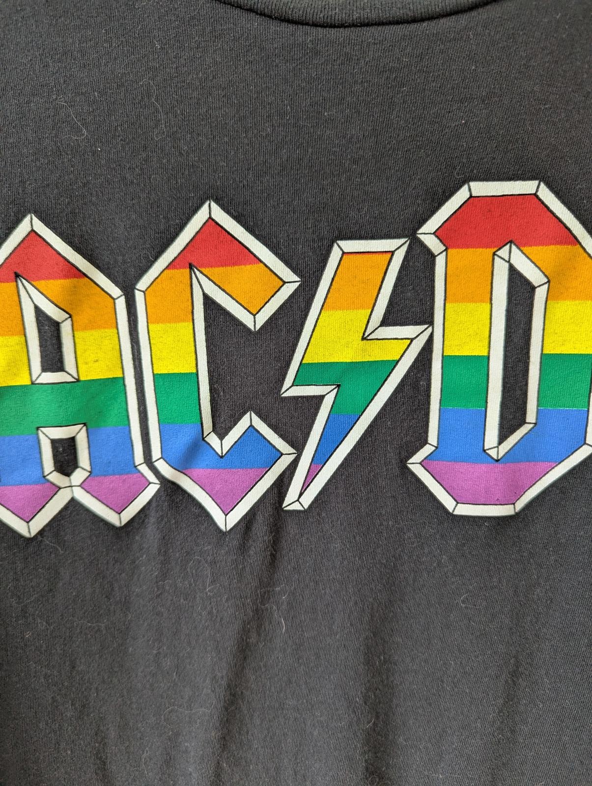 AC/DC Rainbow Logo Graphic T-Shirt band size L tight neck metal rock pride