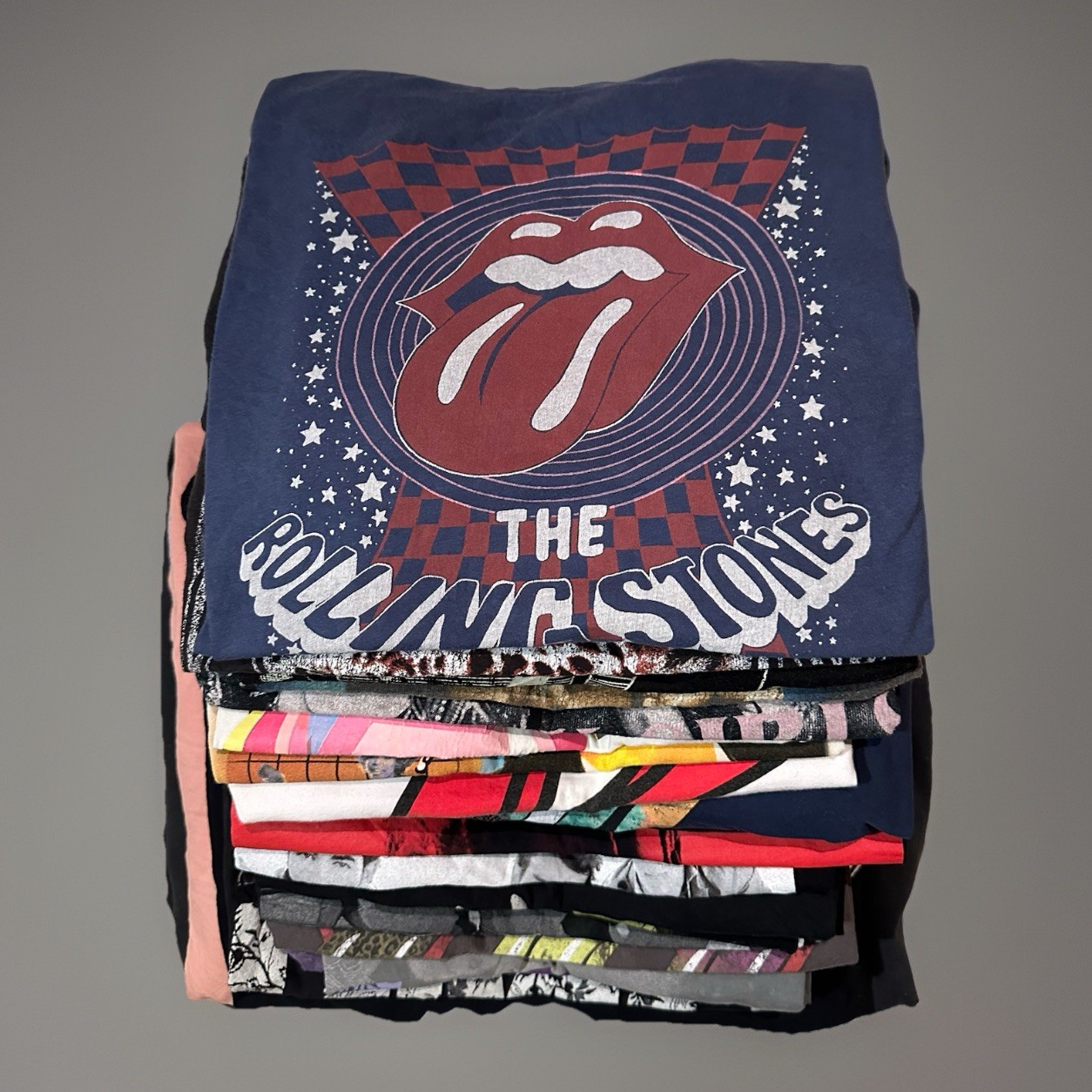 BAND TEE MENS MIX LOT 25pc VTG Y2K ROCK RAP Reprint Sweatshirt Resell WHOLESALE￼