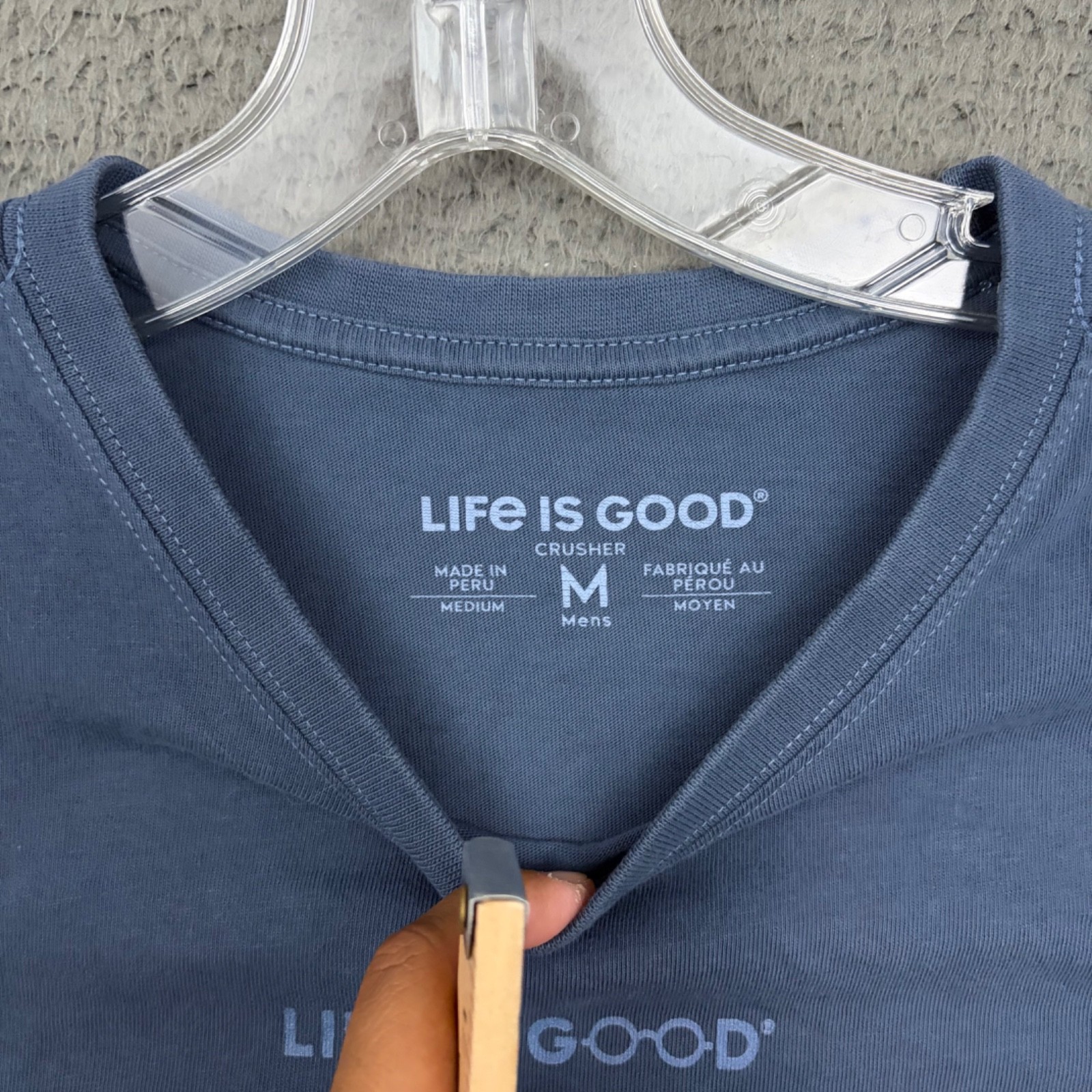 Life is Good Crusher Tee T-Shirt Mens Medium Blue Peace Graphic Casual Everyday