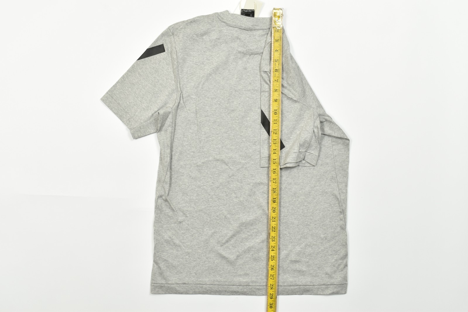 adidas Men’s Z.N.E. Tee Medium Grey Heather Short Sleeve T-Shirt Size M NEW