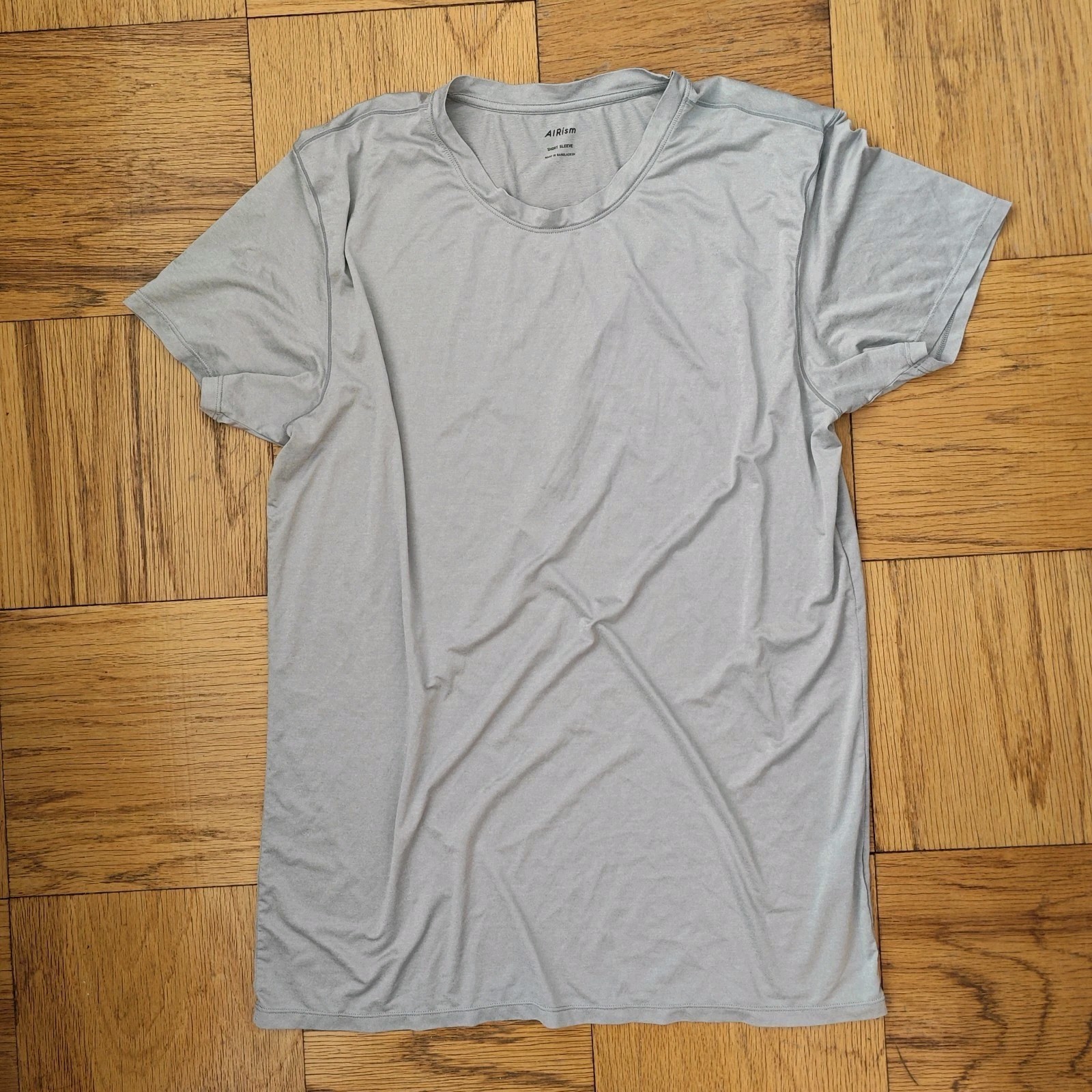 Preowned UNIQLO AIRISM Crew Neck Mens Short Sleeve Shirt Grey Gray XL