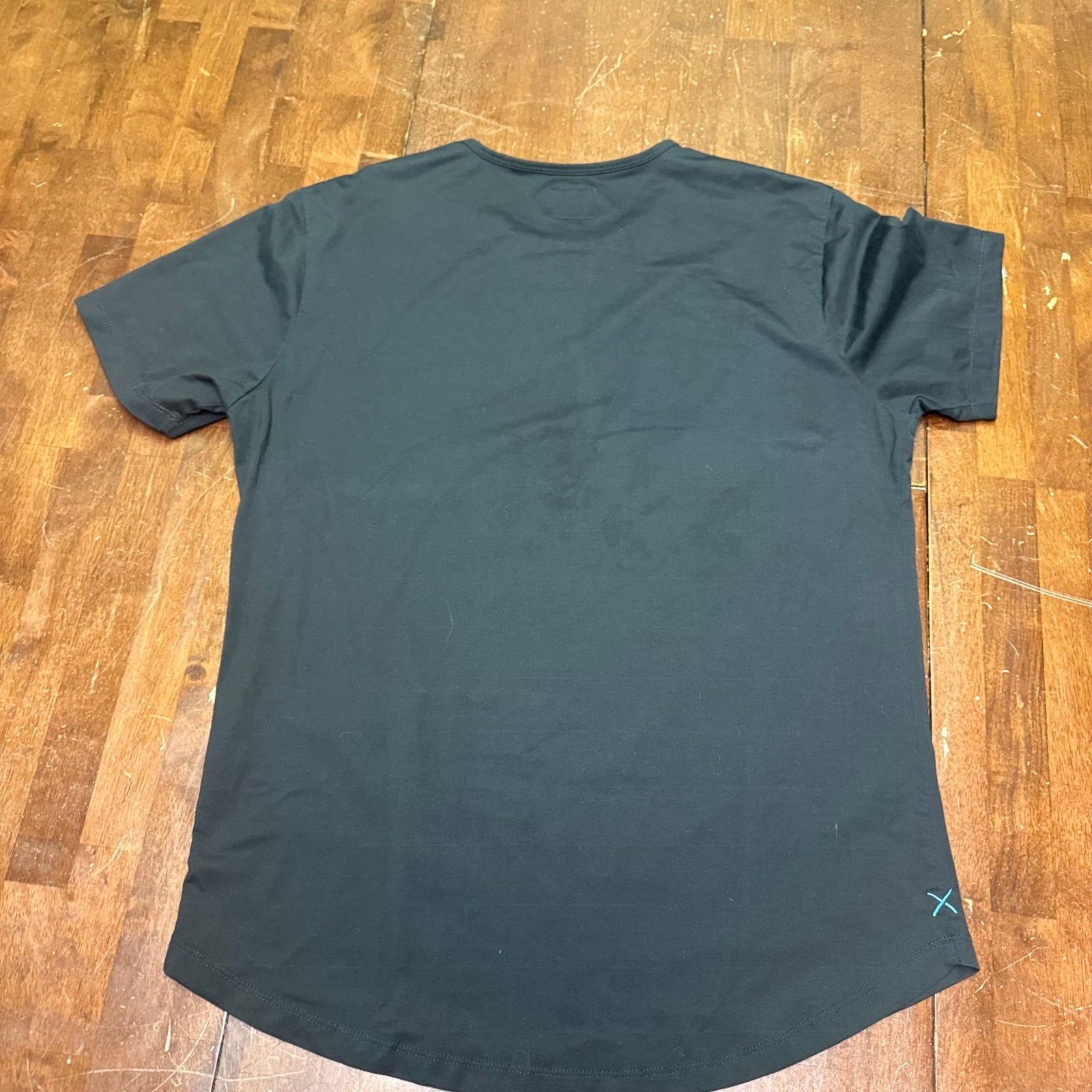 Cuts Clothing Curve-Hem TShirt Men XL Black Blue Grey 3 Pack Bundle Short Sleeve