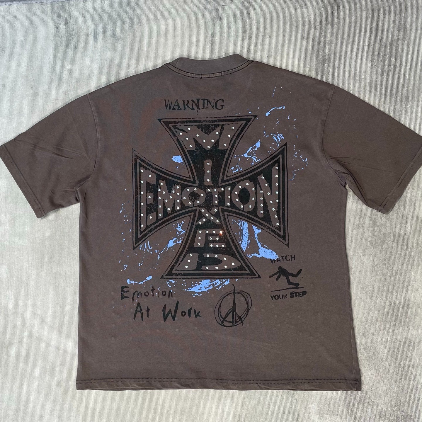 Tee Mixed emotions tshirt Brown S-M-L-XL