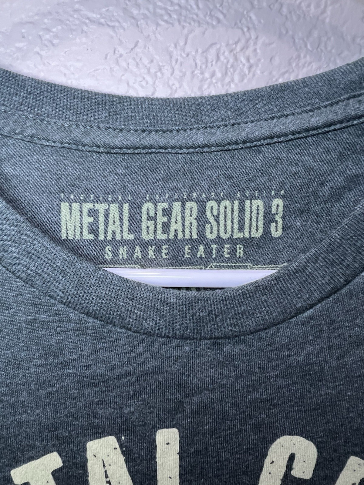 Metal Gear Solid 3 Snake Eater Tshirt Size Medium