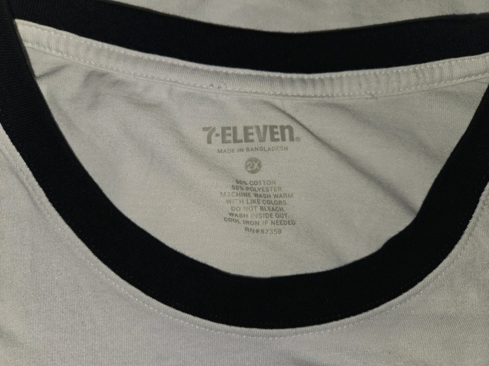 Slurpee 7 Eleven Ringer Tee Neon Logo Retro Style T-Shirt Mens Size 2X