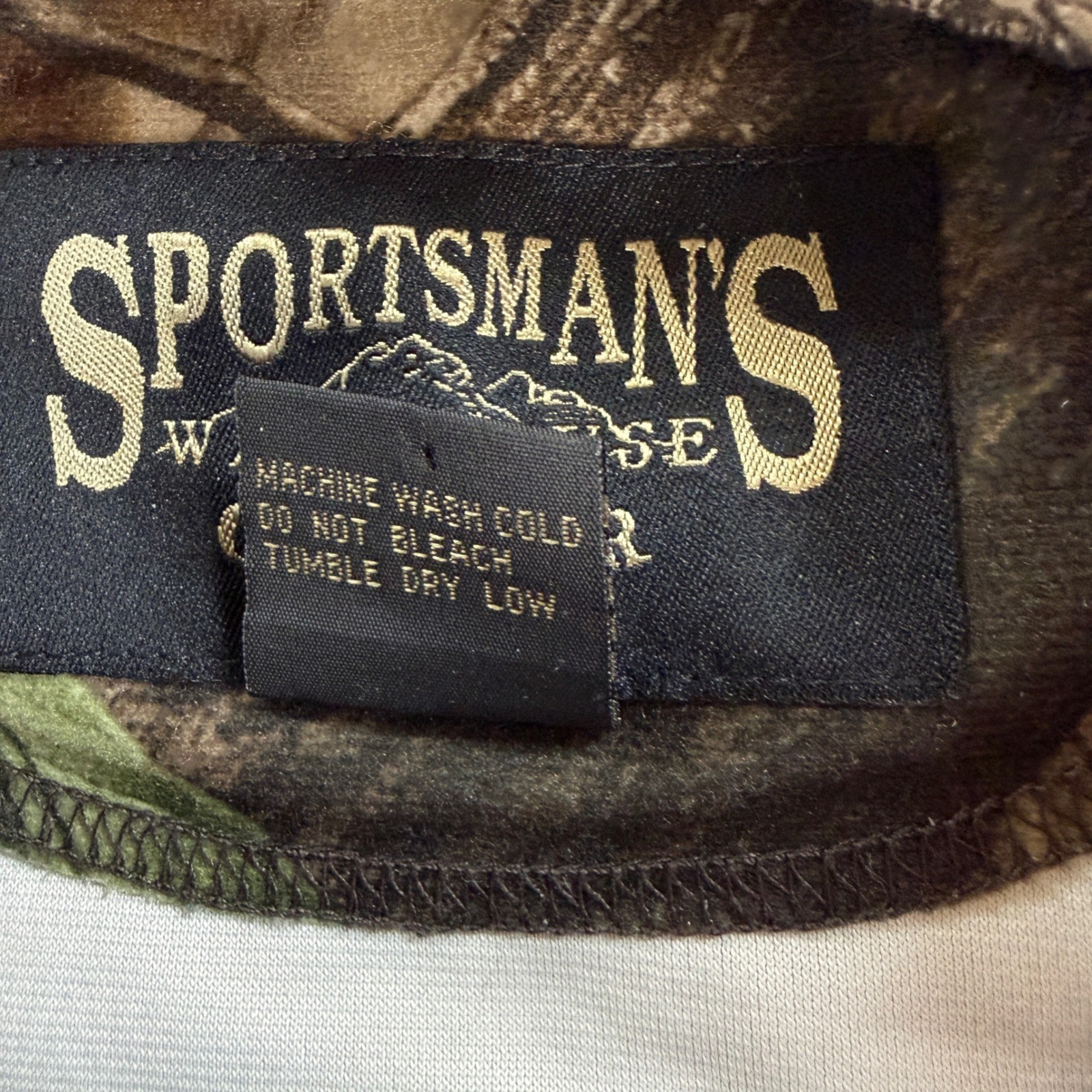 Sportsmans Warehouse Realtree Hardwoods Camo Henley Shirt XL Hunting Outdoors