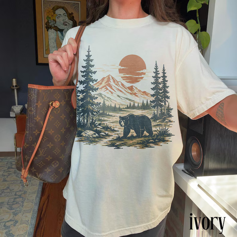 Classic Bear Wilderness Nature Outdoors Animal Comfort Tee