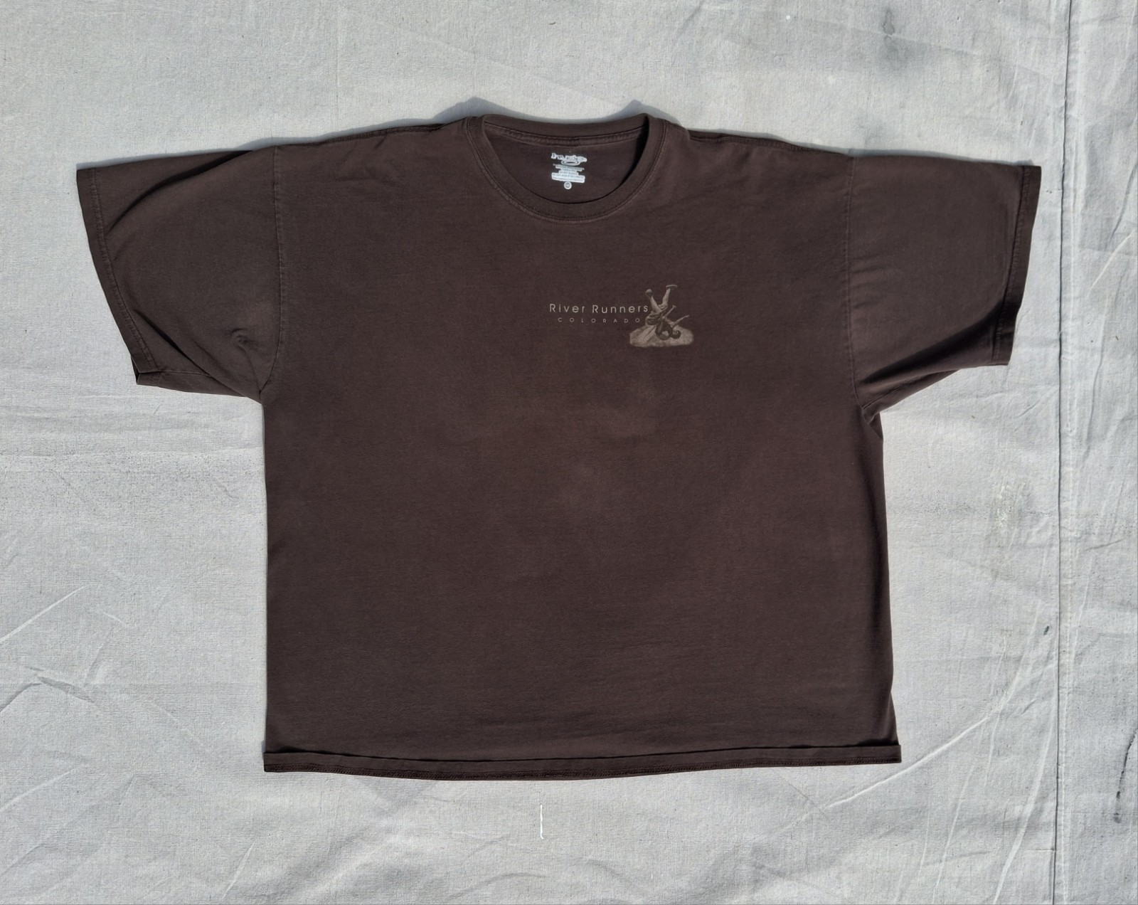 Vintage Y2K Huge River Runners Colorqdo Graphic Men’s XXL Short-Sleeve T-Shirt