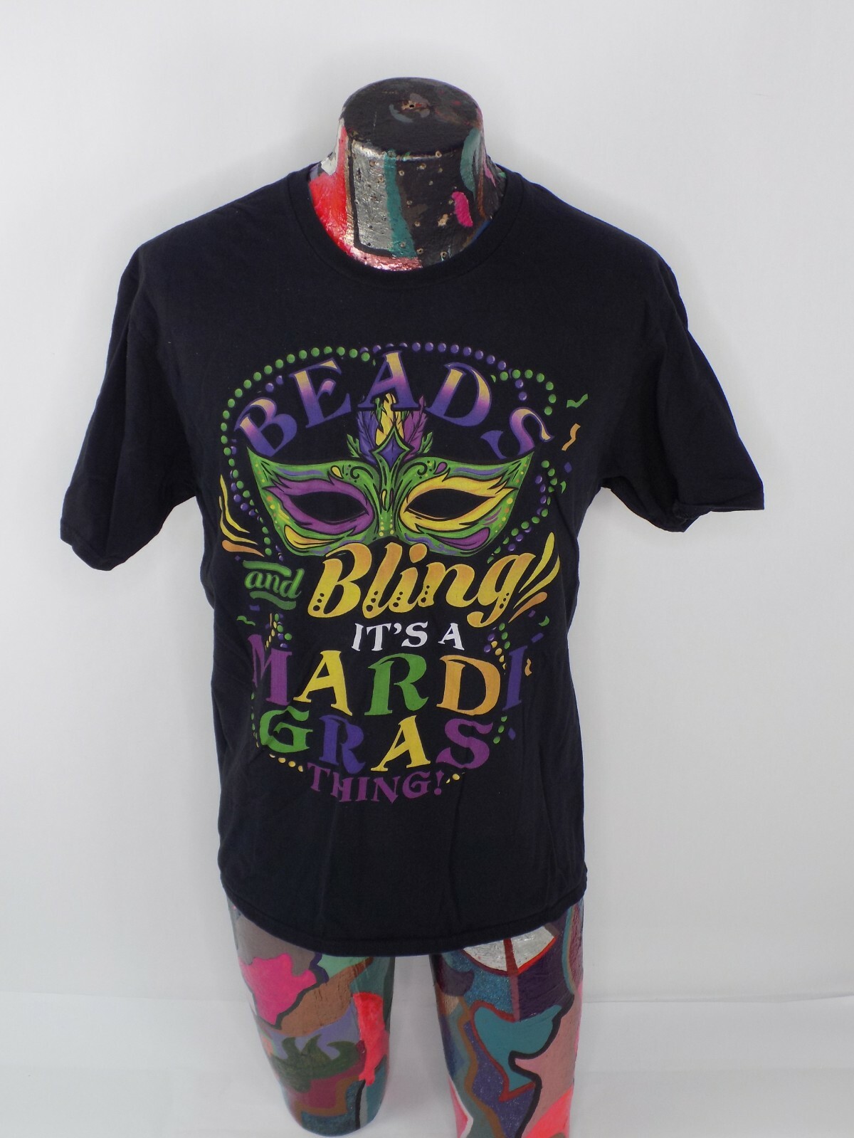 Beads And Bling Its A Mardi Gras Thing Tee T-Shirt Size Large