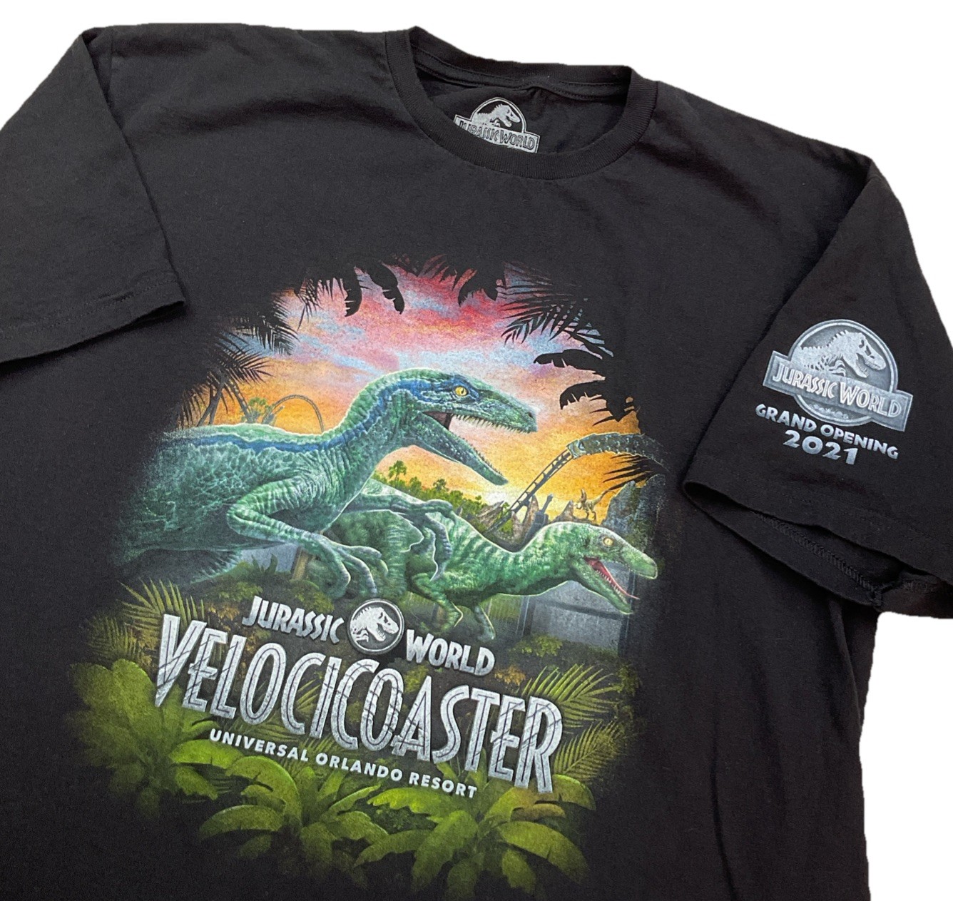 Universal Studios Jurassic World T-Shirt Sz XL VelociCoaster Grand Opening 2021