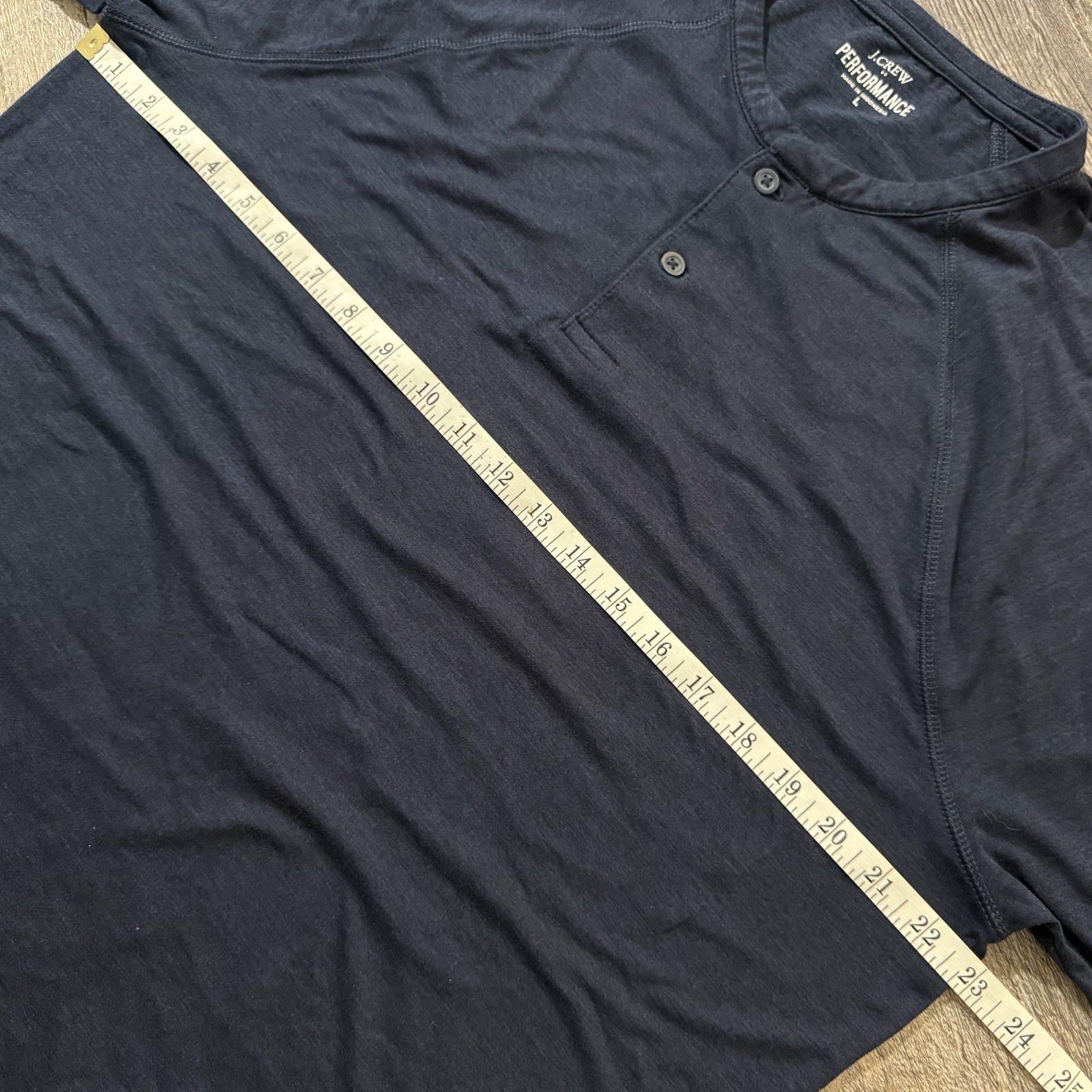J.Crew Performance Henley Shirt Men’s Large Navy Blue Short Sleeve Stretch Tee