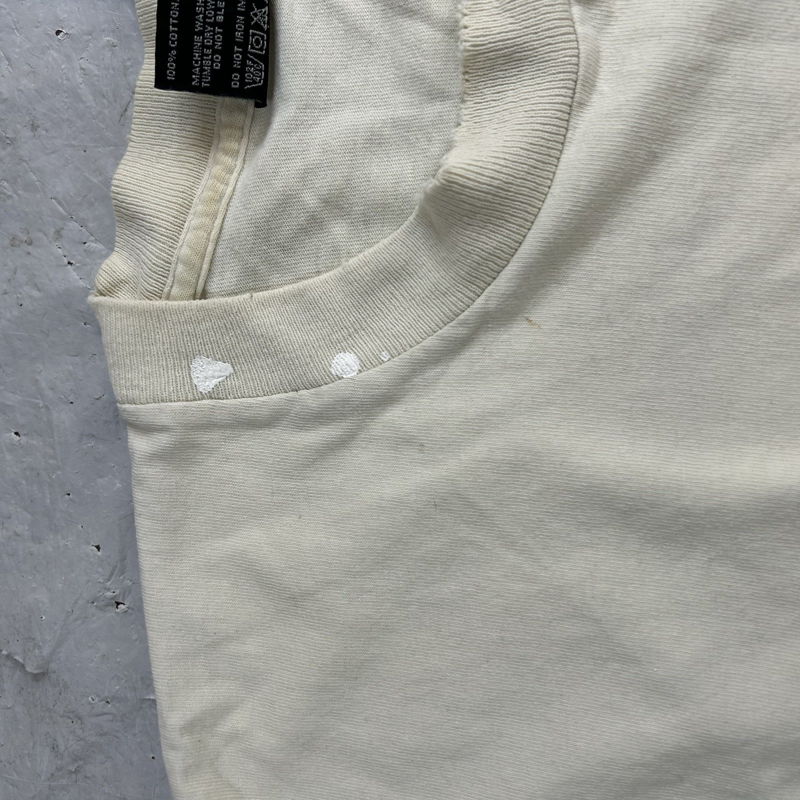 Vintage Quiksilver Long Sleeve Tee Shirt Men’s Large Beige Good Distress