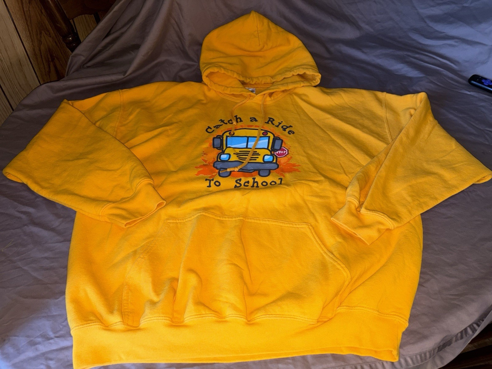 GILDAN heavy blend 2XL CATCH A RIDE TO SCHOOL YELLOW LS HOODED SWEATSHIRT NNT