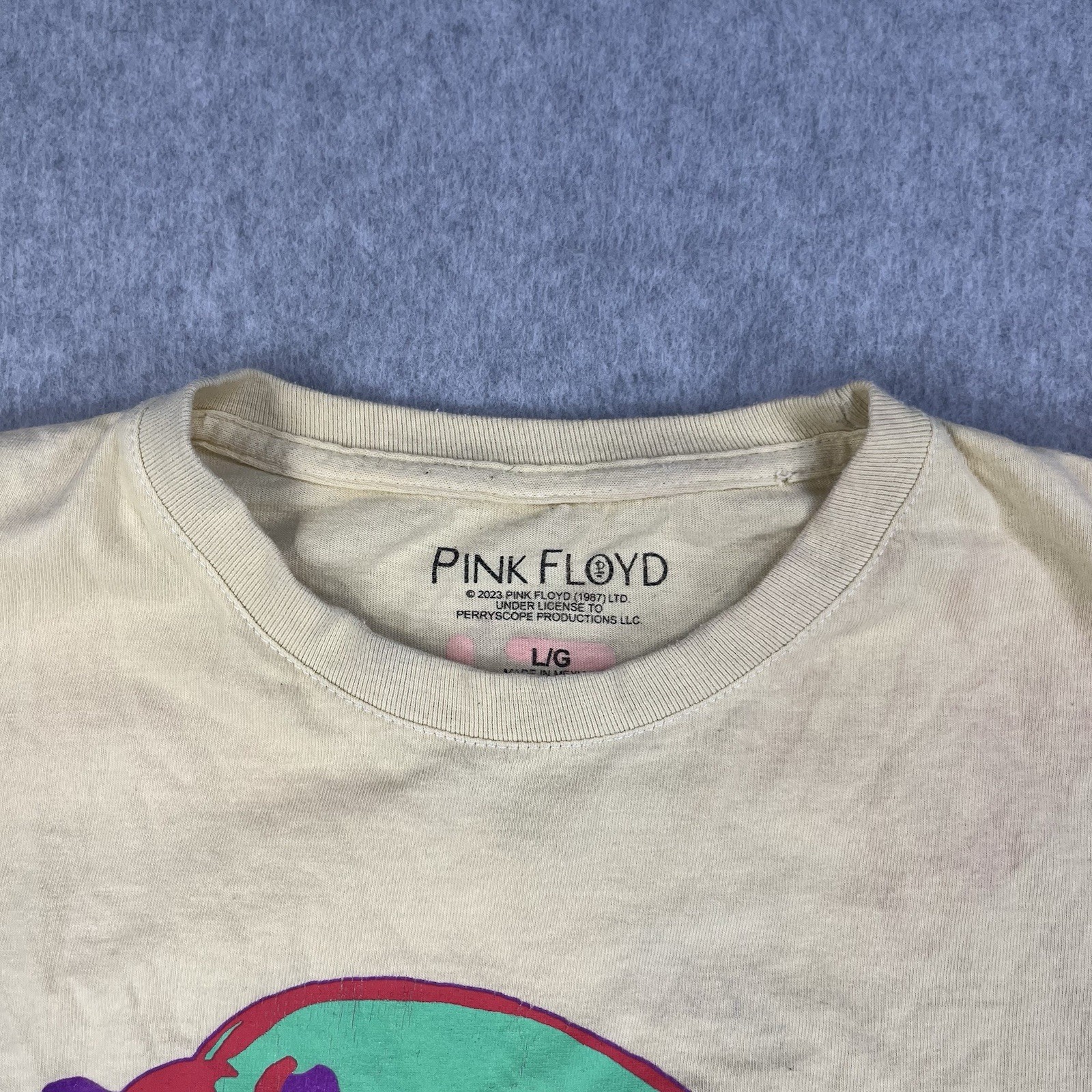 Pink Floyd Animals Tour ’77 Mens Large Yellow Band Rock Concert Classic Reprint